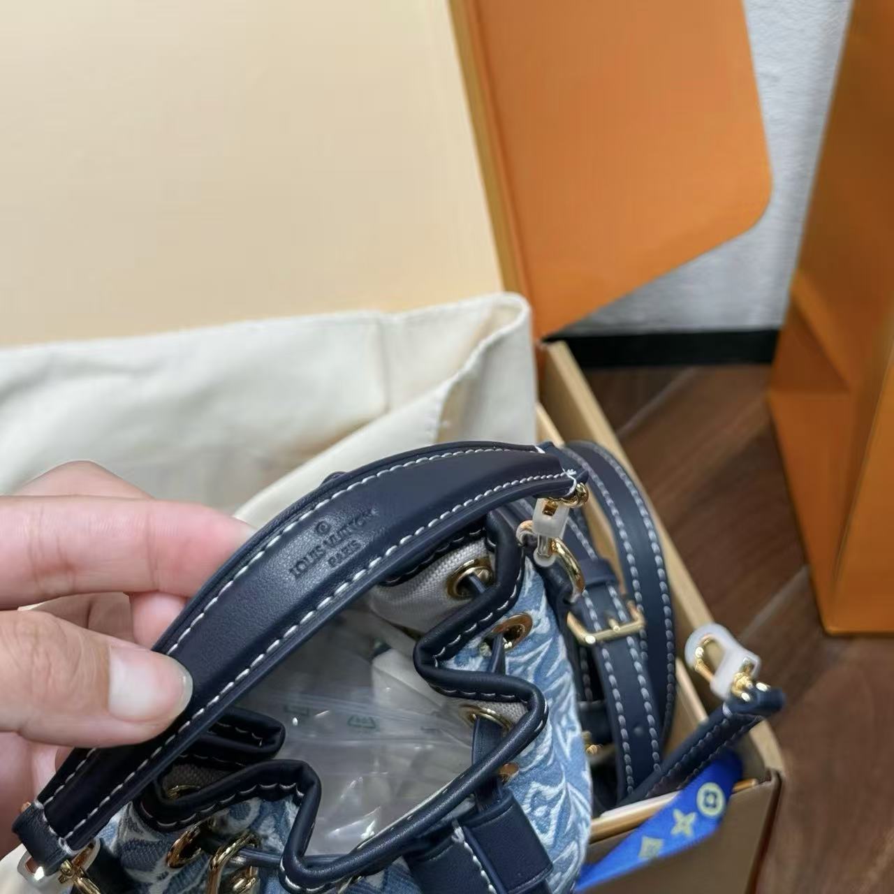 LV モノグラム・デニム バケットバッグ【50％割引+送料無料】