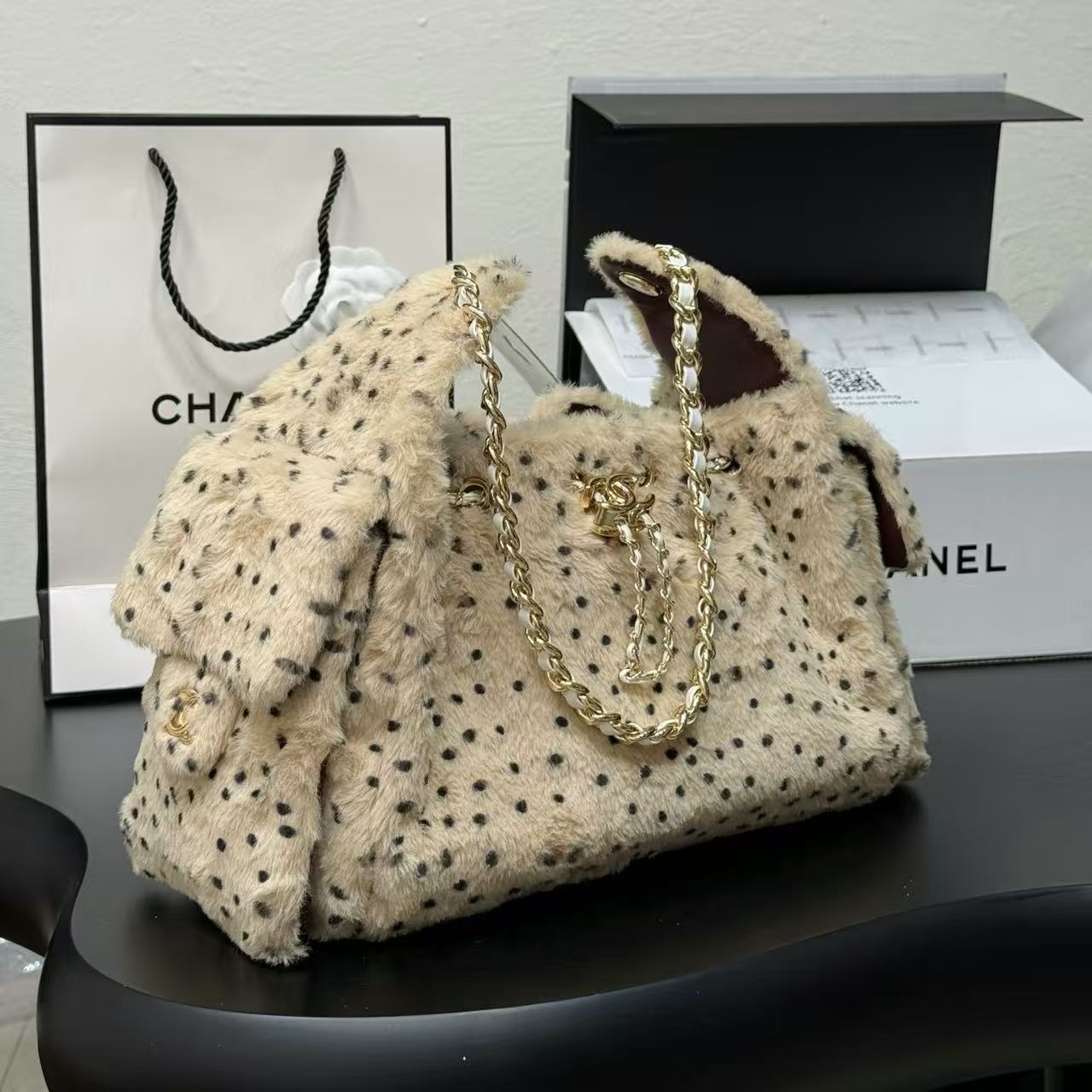CHANE1 レオパード柄ウールドットチェーンバッグ【50％割引+送料無料】