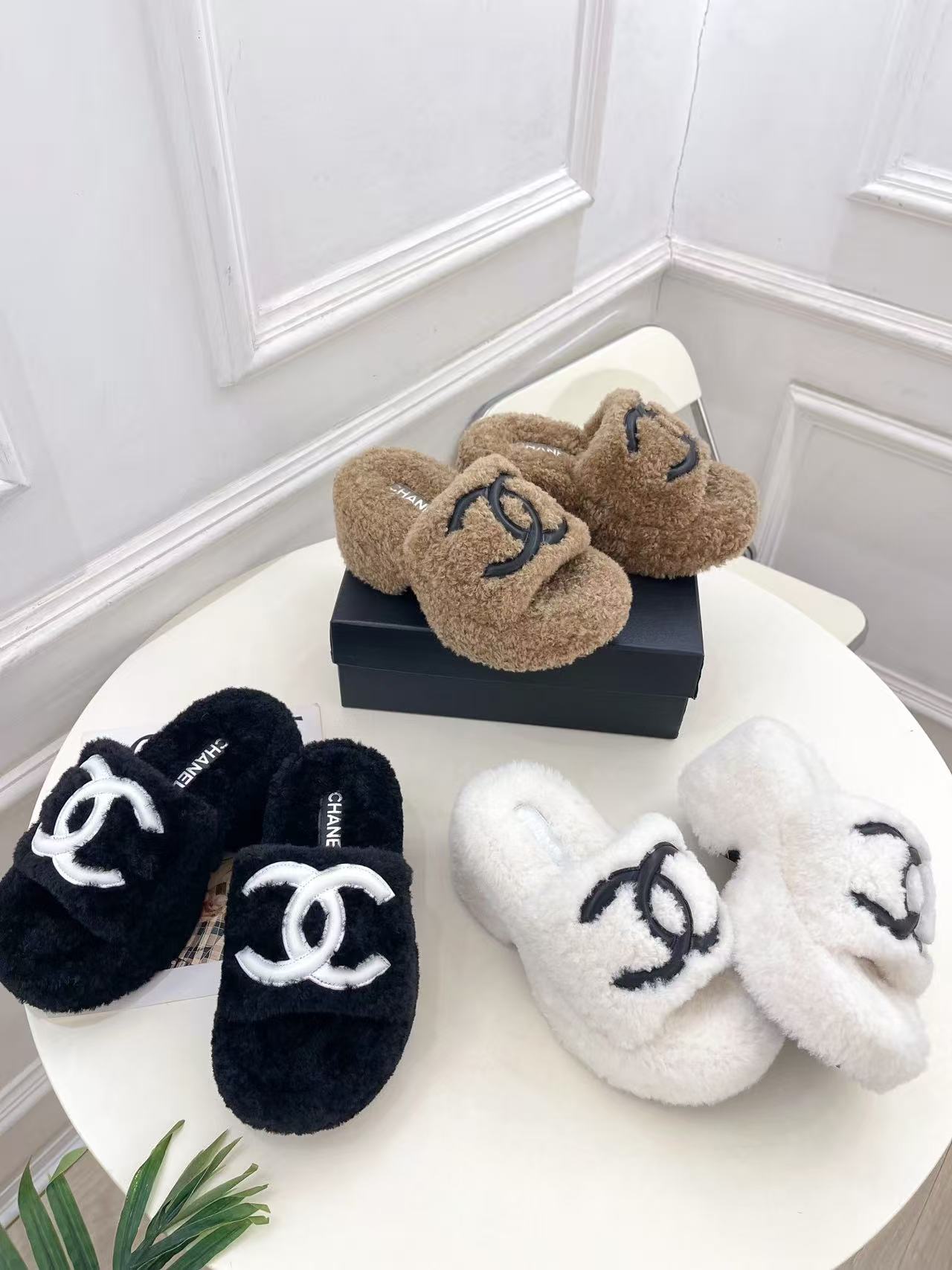 CHANE1 高品質ダブルCウール厚底スリッパ【50％割引+送料無料】