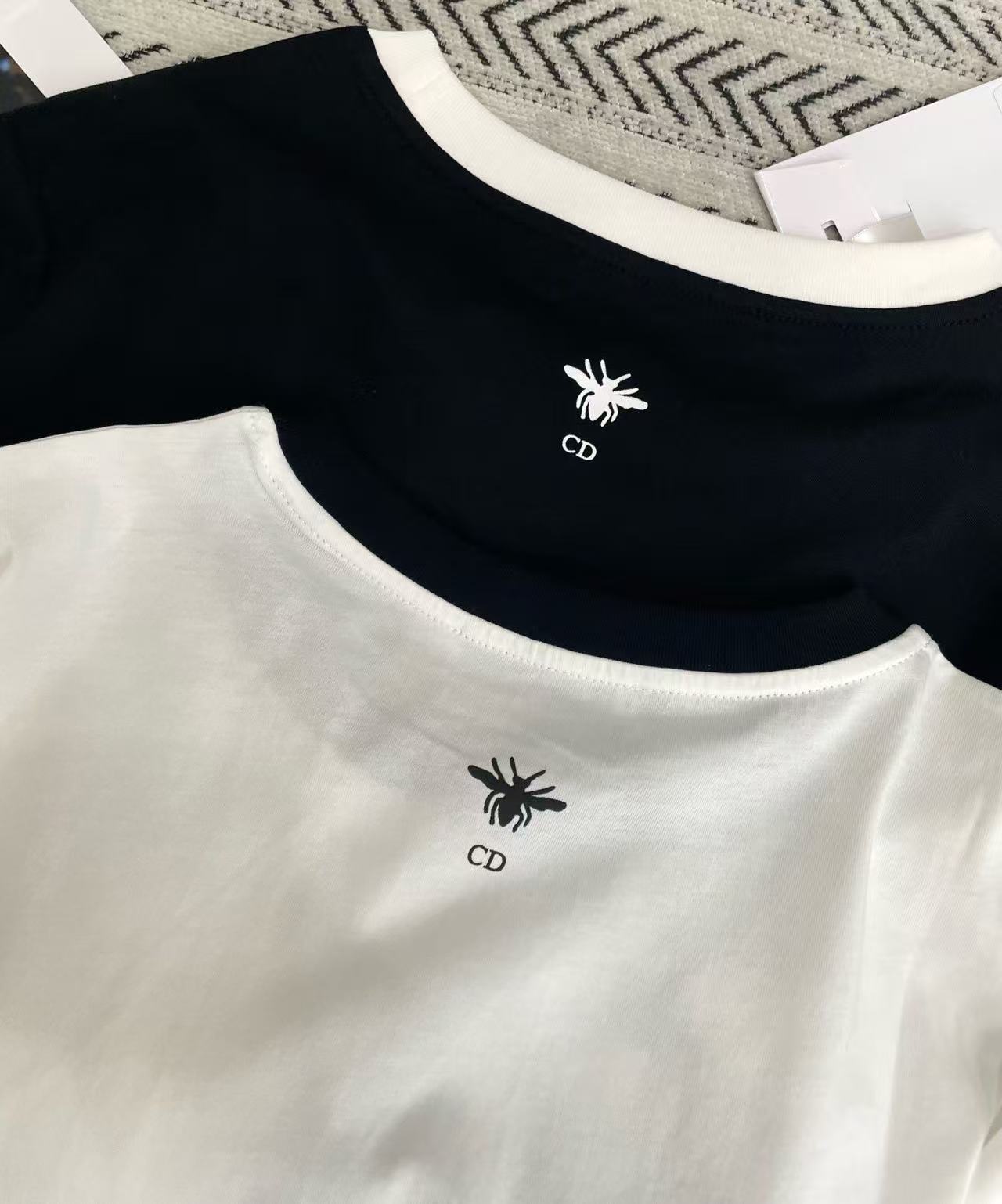 DI0R五芒星の文字Tシャツ【50％割引+送料無料】