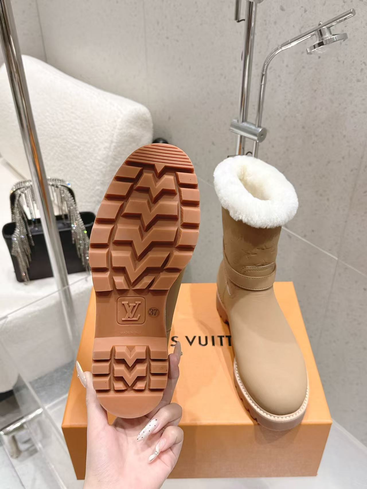 LV高品質ウール製アンクルブーツ【50％割引+送料無料】