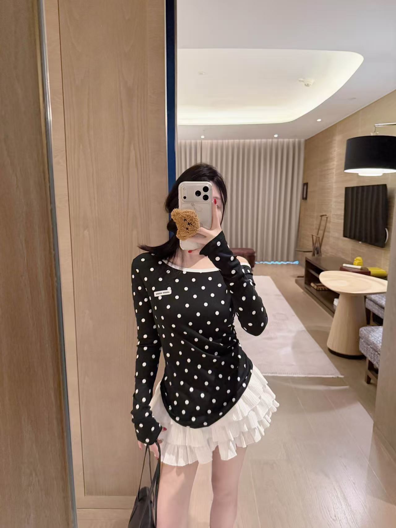 M1UM1U 水玉柄長袖Tシャツ【50％割引+送料無料】