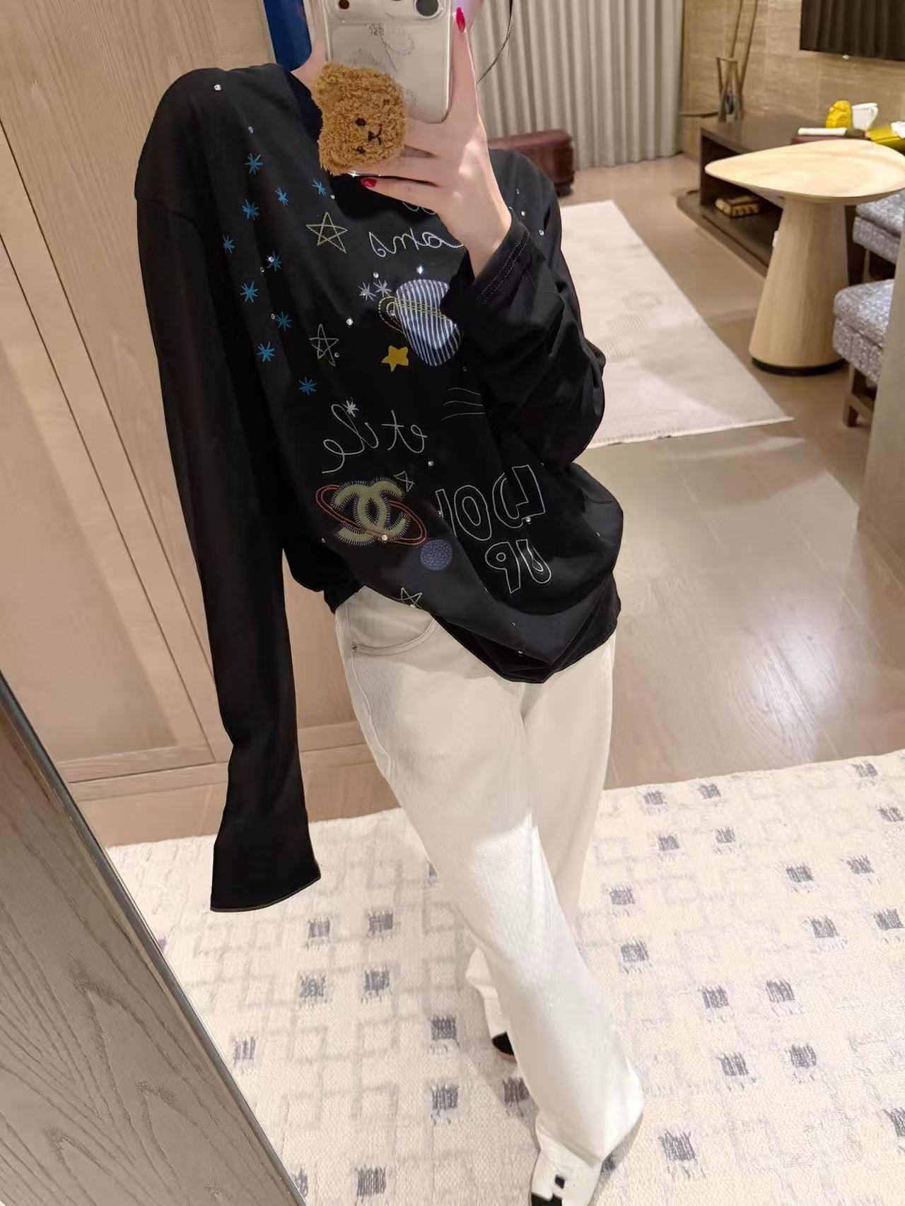 CHANE1 刺繍プリント長袖Tシャツ【50％割引+送料無料】
