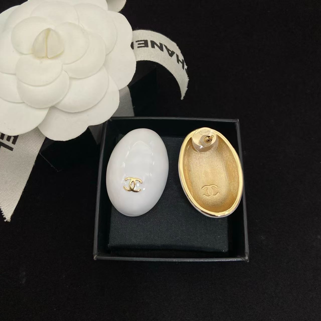 CHANE1 ダブルCオーバルピアス【50％割引+送料無料】