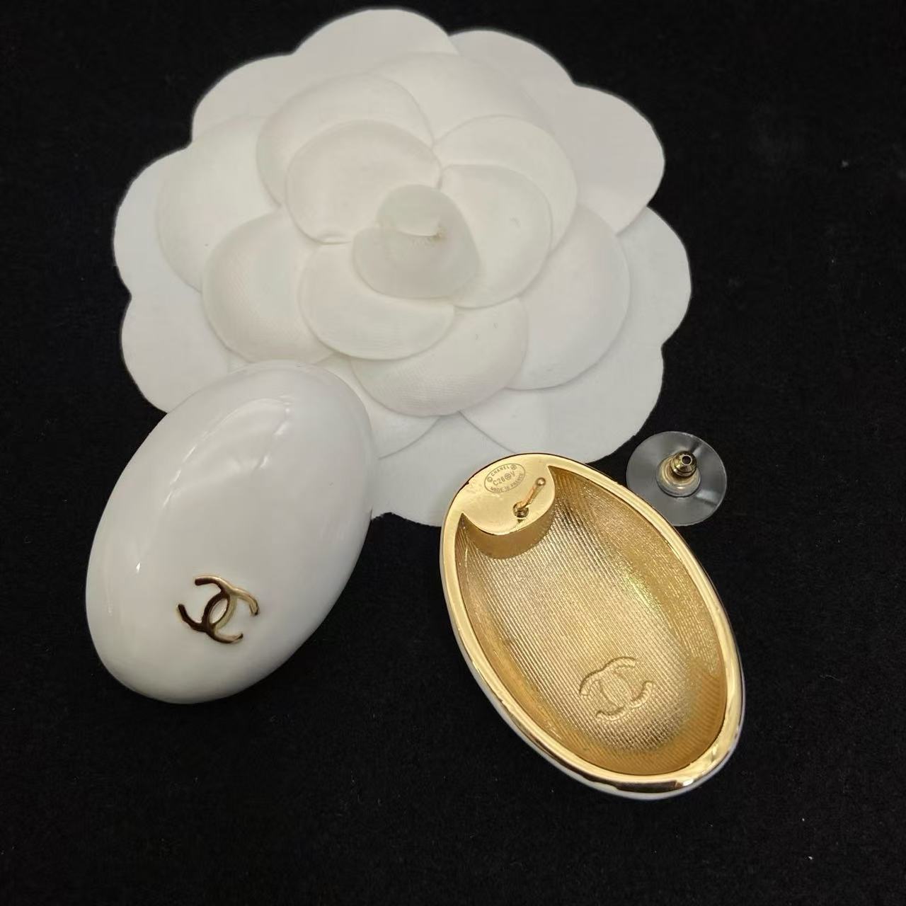 CHANE1 ダブルCオーバルピアス【50％割引+送料無料】