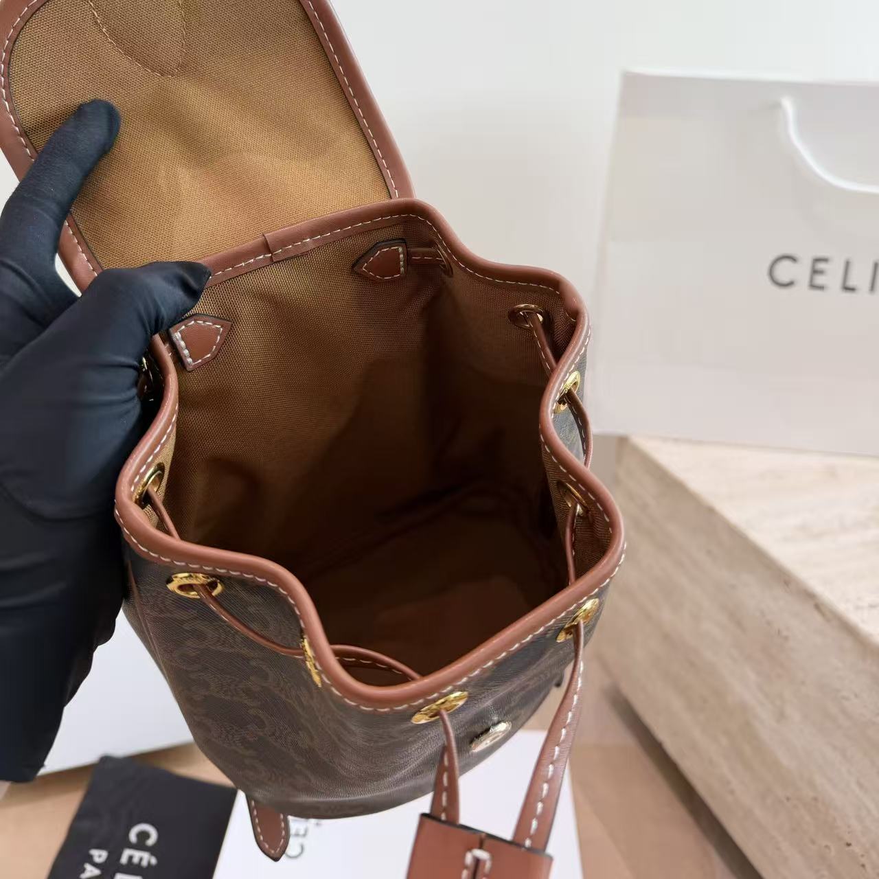 CEL1NE 凱旋門リュックサック【50％割引+送料無料】