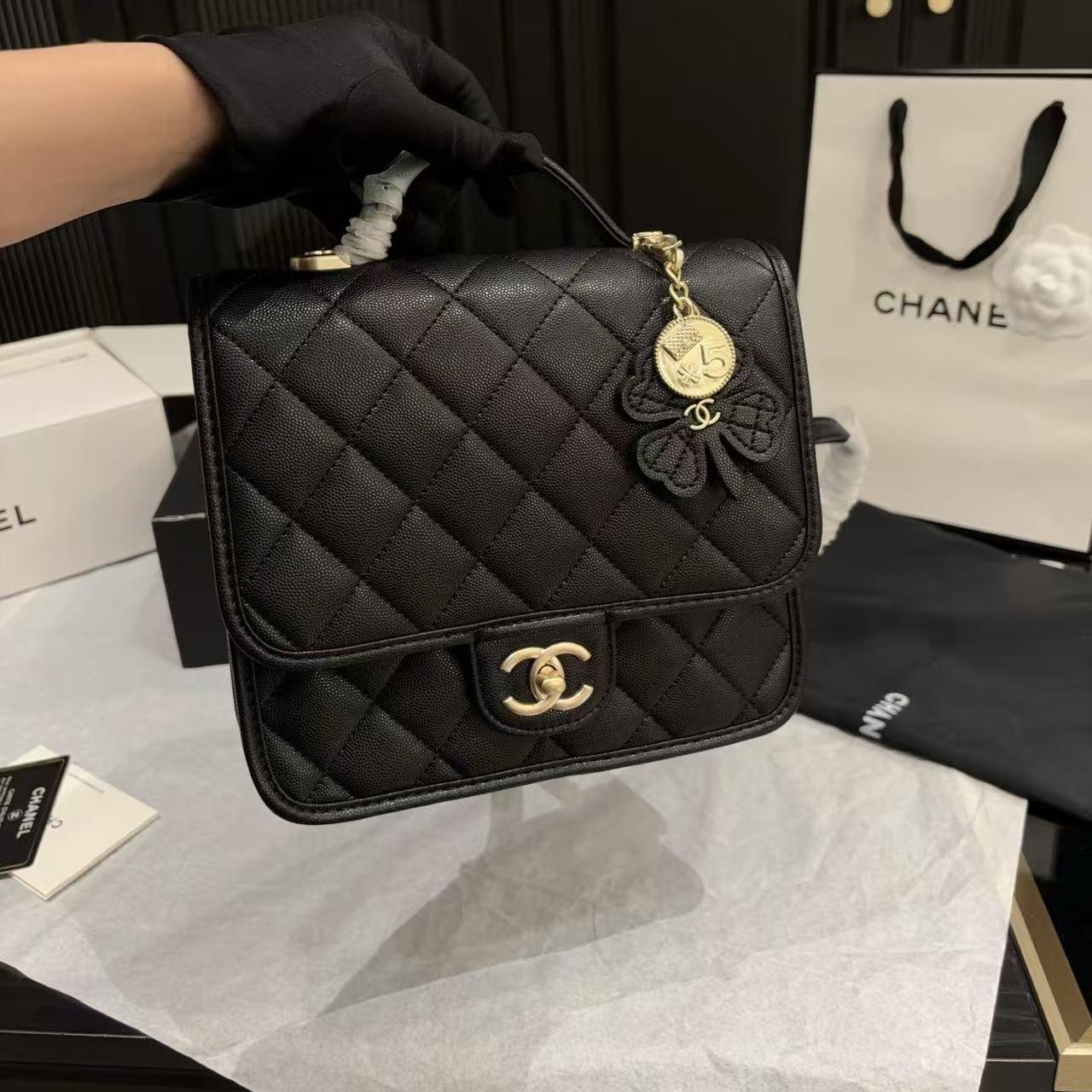 CHANE1 レザークローバーバックパック【50％割引+送料無料】