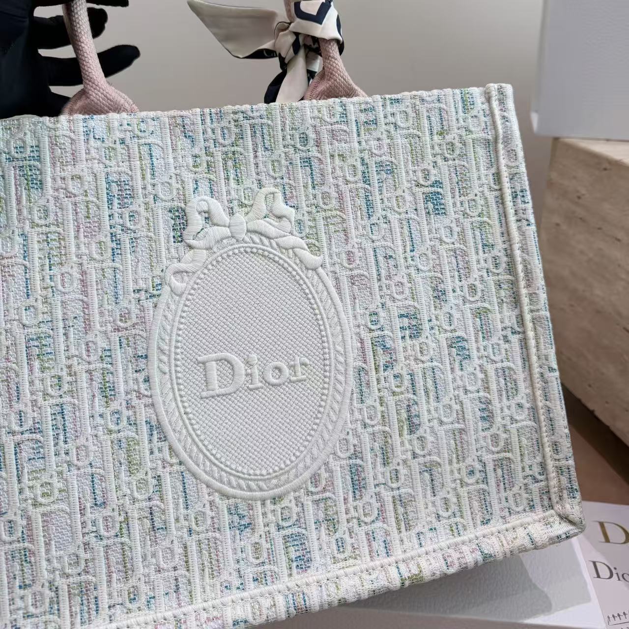 DI0R tote刺繍入りショッピングバッグ【50％割引+送料無料】