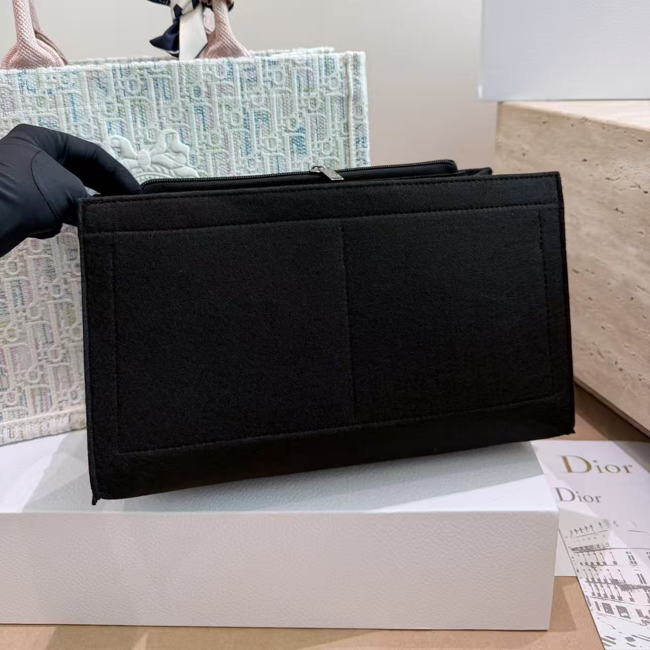 DI0R tote刺繍入りショッピングバッグ【50％割引+送料無料】