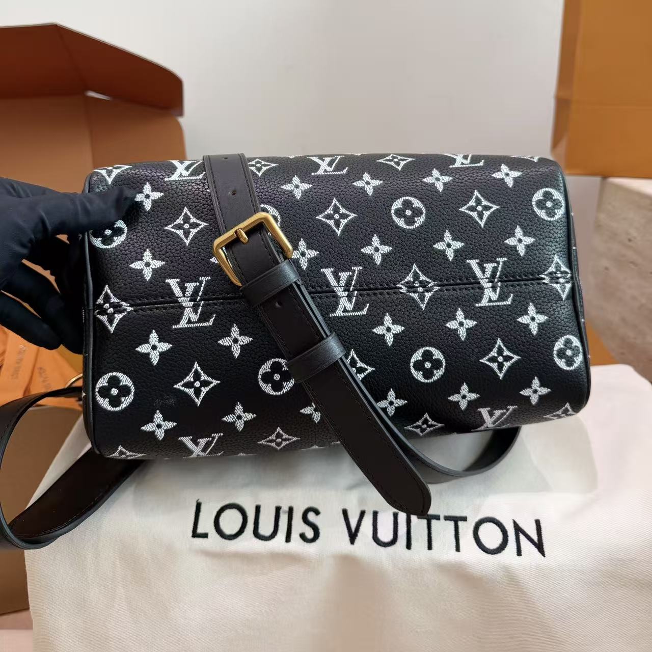 LV Speedyハンドバッグ【50％割引+送料無料】