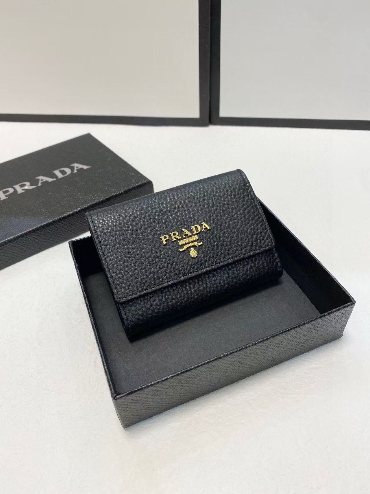 PR4DA レザー 折りたたみ式カードホルダー【50％割引+送料無料】