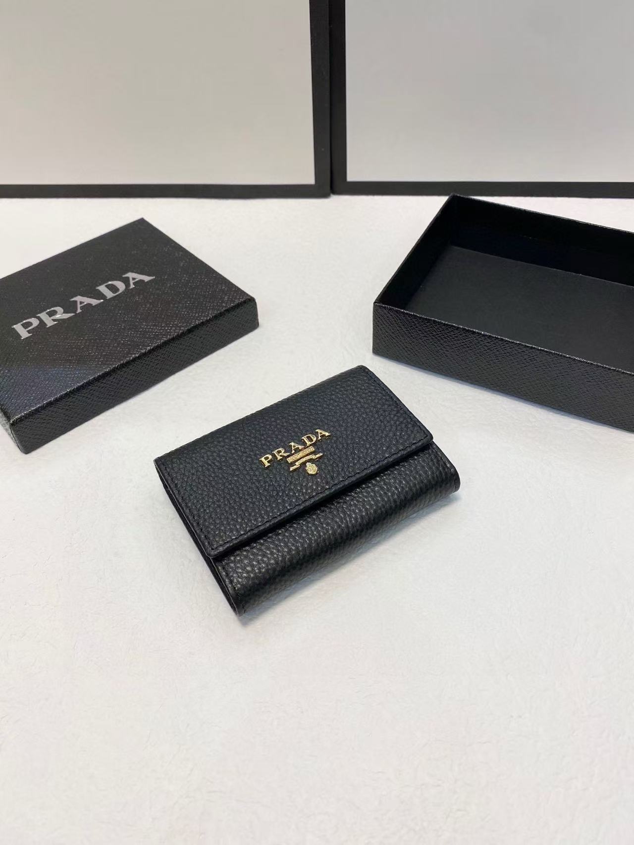 PR4DA レザー 折りたたみ式カードホルダー【50％割引+送料無料】