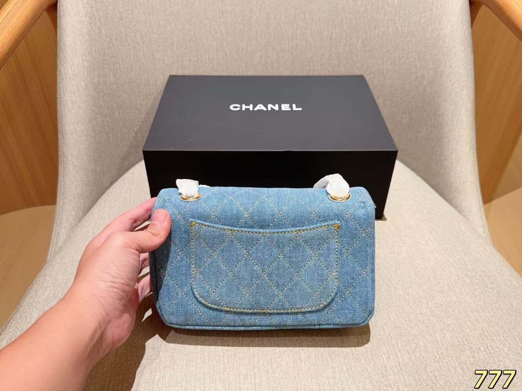 CHANE1 デニムチェーンバッグ【50％割引+送料無料】