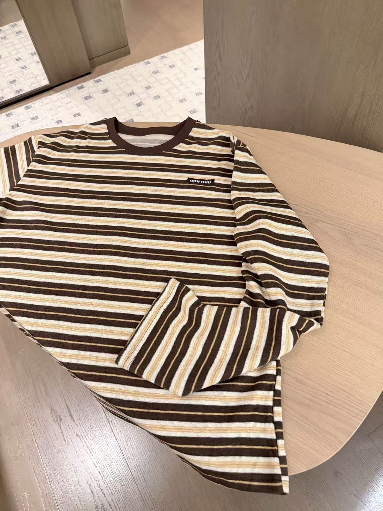 M1UM1U ボーダー長袖Tシャツ【50％割引+送料無料】