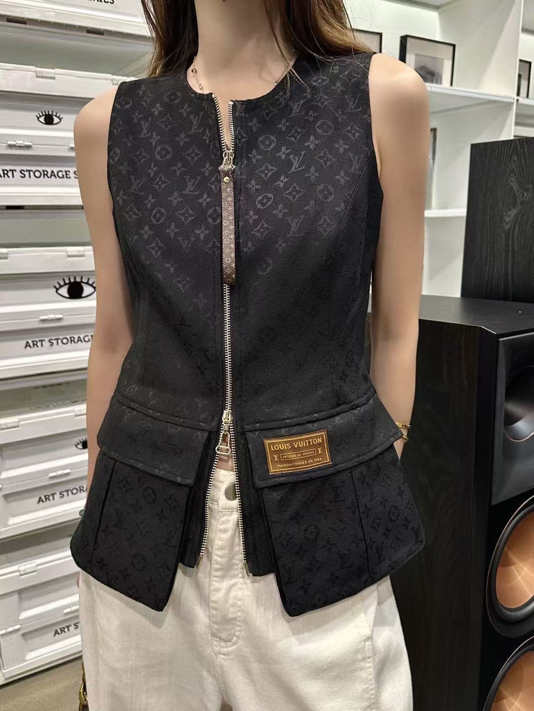 LV ジャカード ジップアップベスト【50％割引+送料無料】
