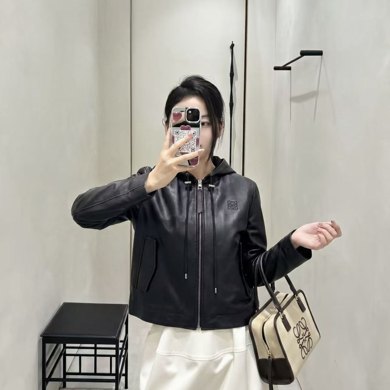 L0WEW刺繍ロゴ入りレザージャケット【50％割引+送料無料】