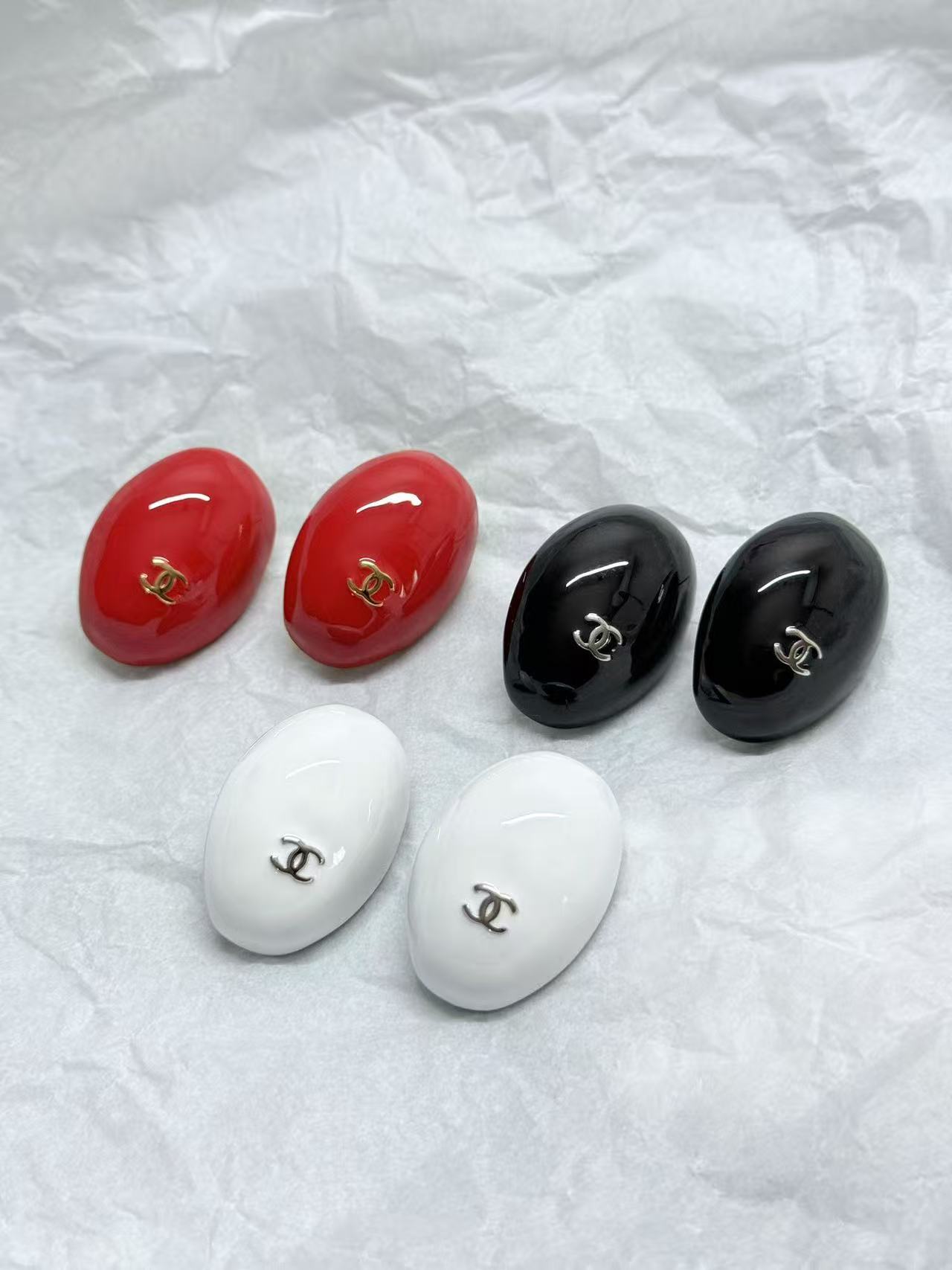 CHANE1 オーバルダブルCスタッドピアス【50％割引+送料無料】