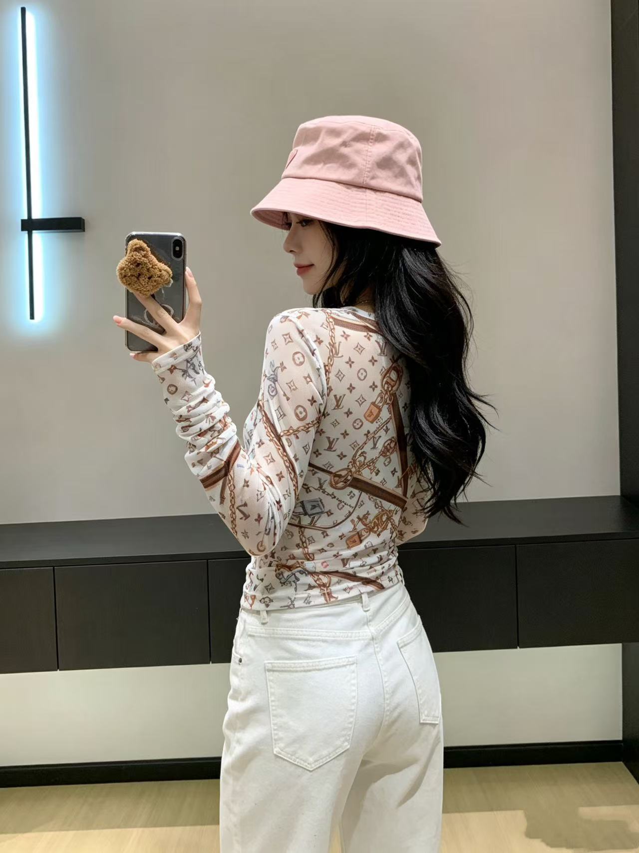LVプリント 長袖Tシャツ【50％割引+送料無料】