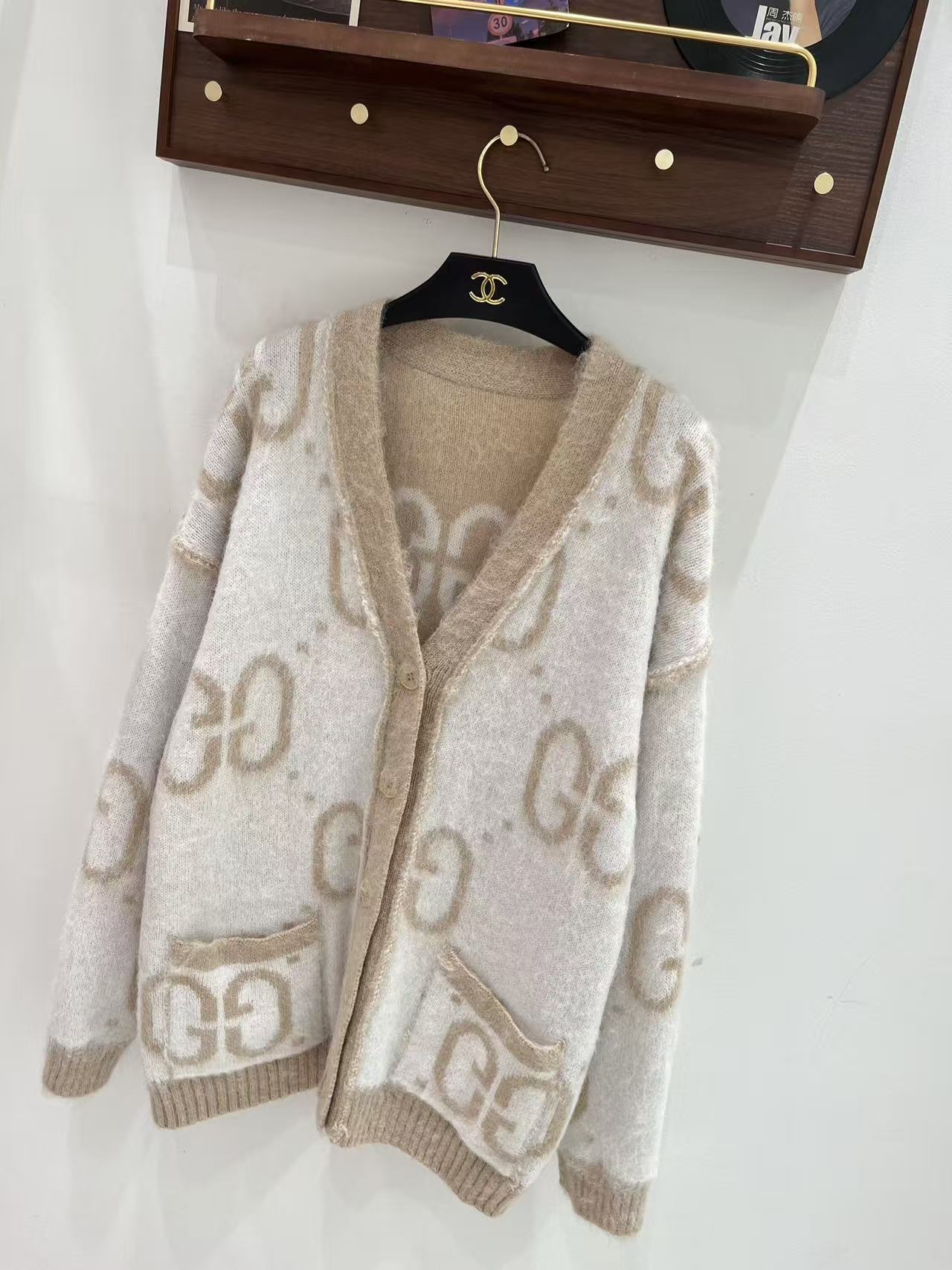 GUCCI ルーズフィット ウールカーディガン【50％割引+送料無料】