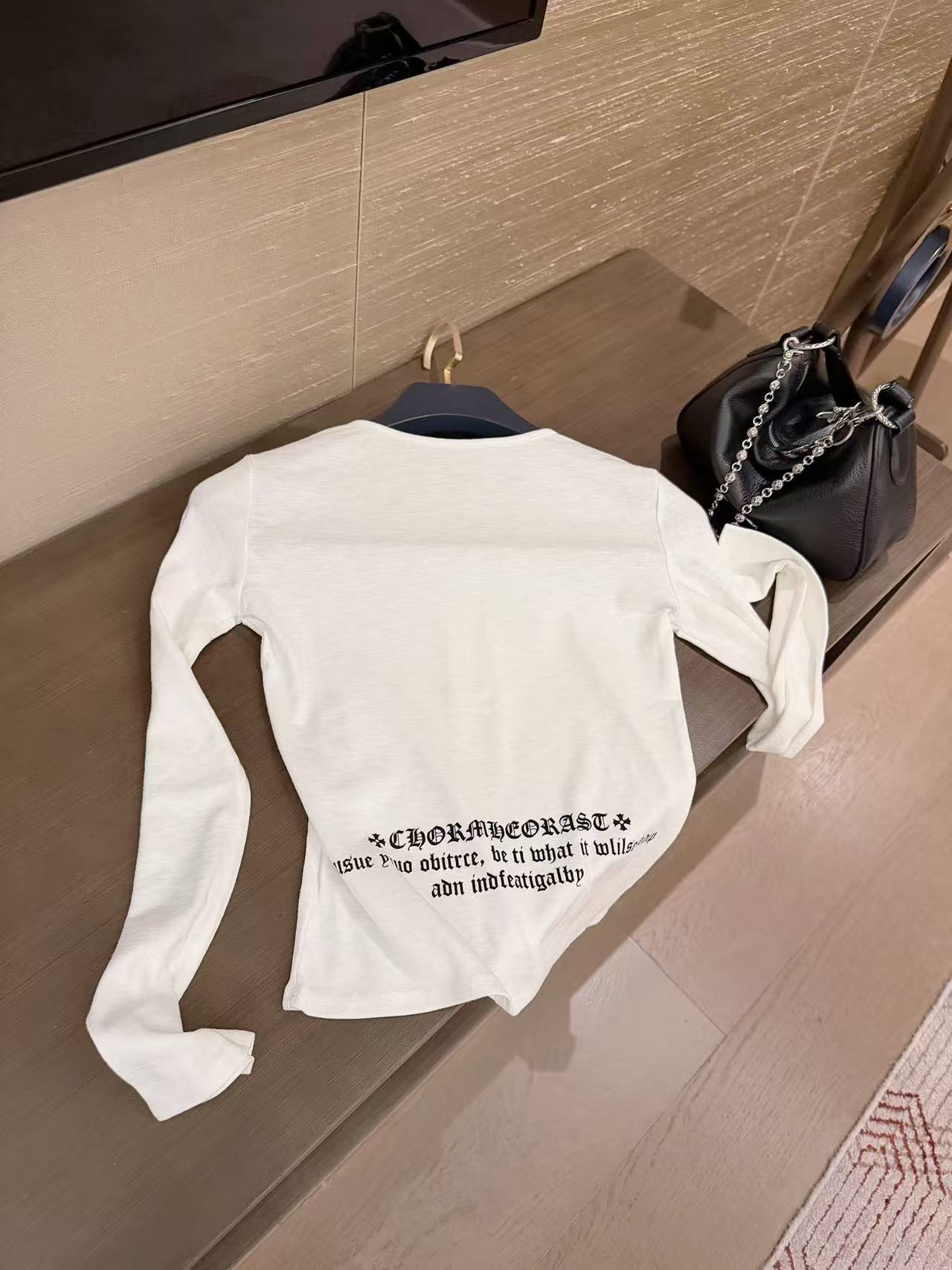 Chr0me Hearts サンスクリット語ボタンアップ長袖Tシャツ【50％割引+送料無料】