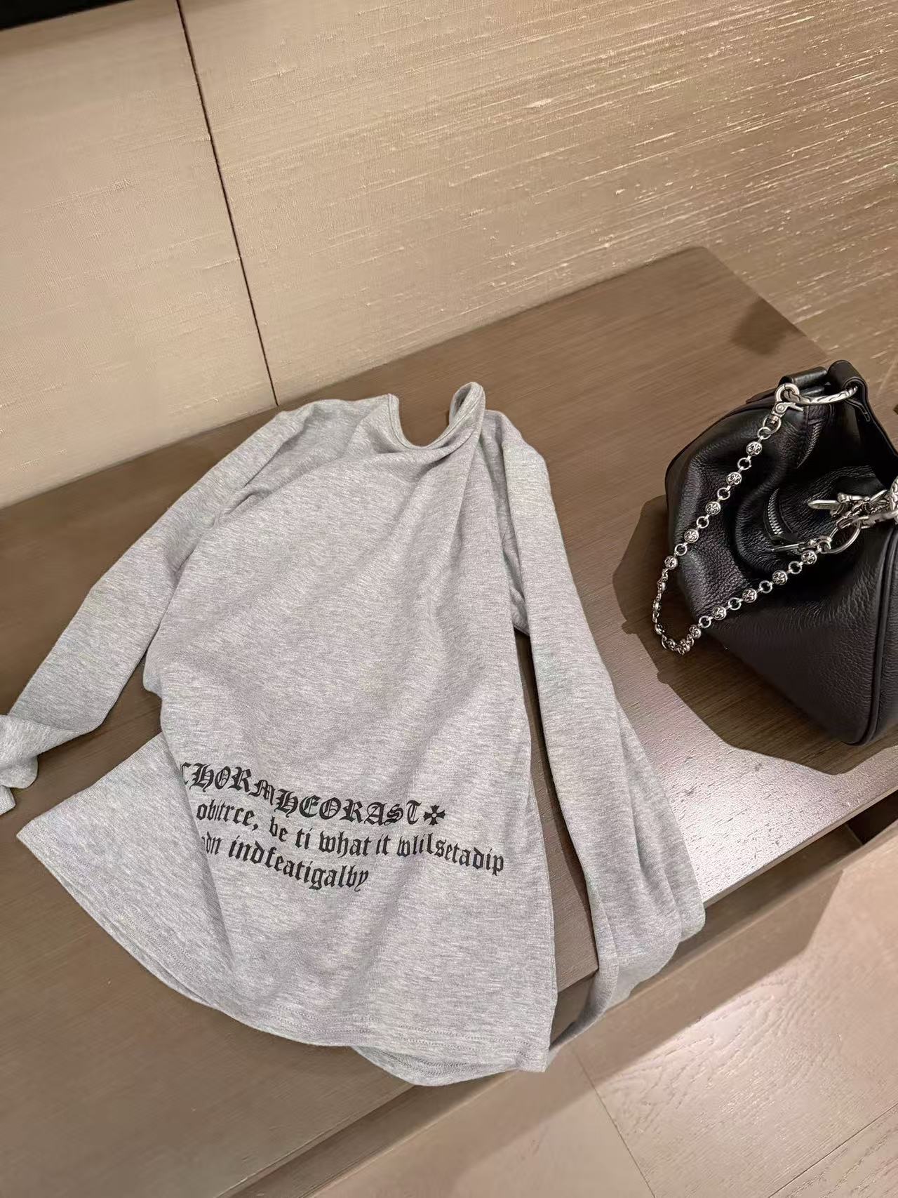 Chr0me Hearts サンスクリット語ボタンアップ長袖Tシャツ【50％割引+送料無料】
