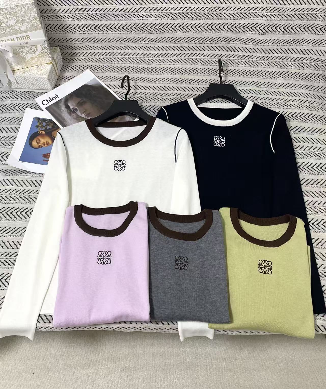 L0WEW 刺繍ロゴ入りセーター【50％割引+送料無料】