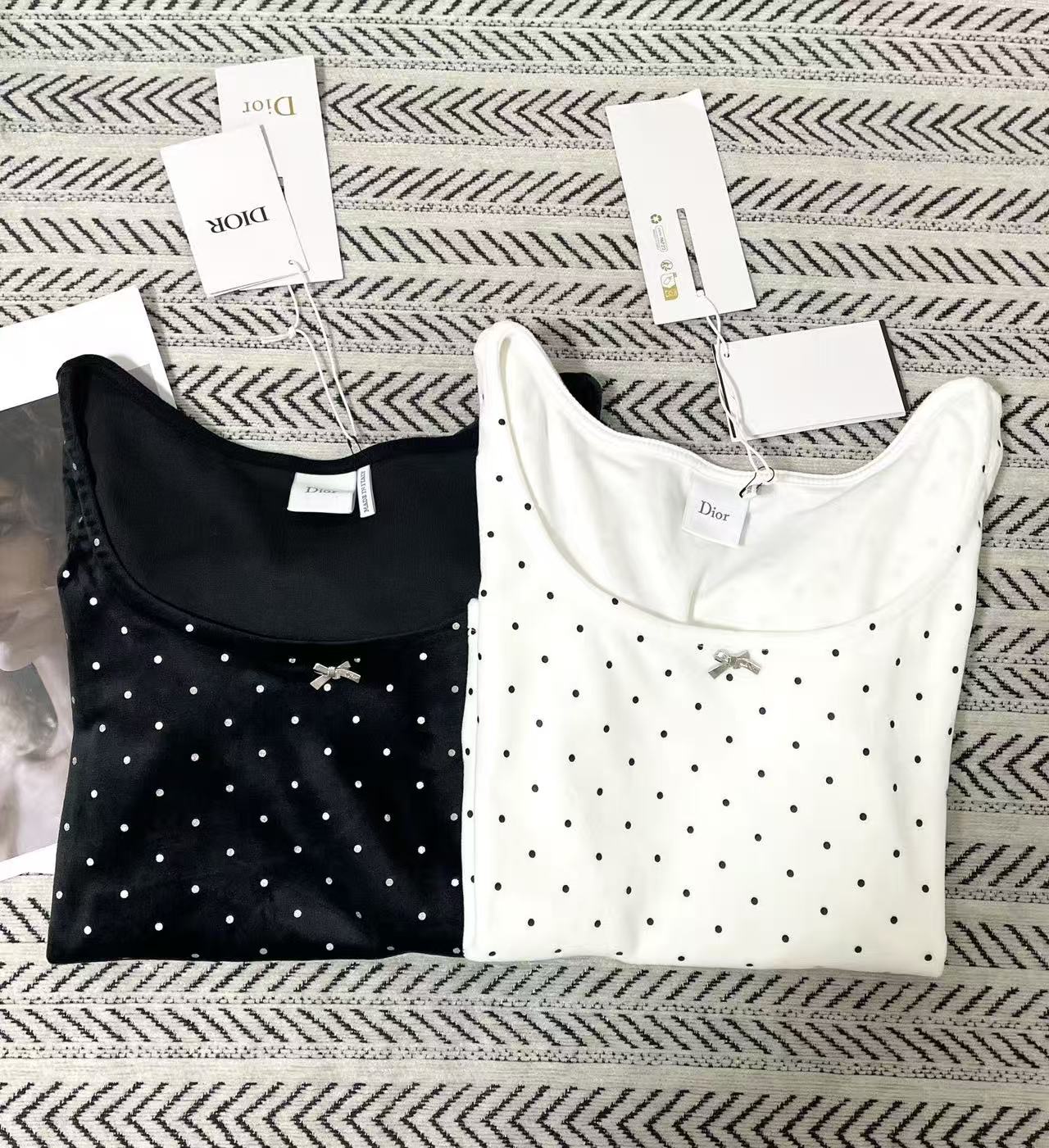 DI0Rベルベット・ポルカドットTシャツ【50％割引+送料無料】