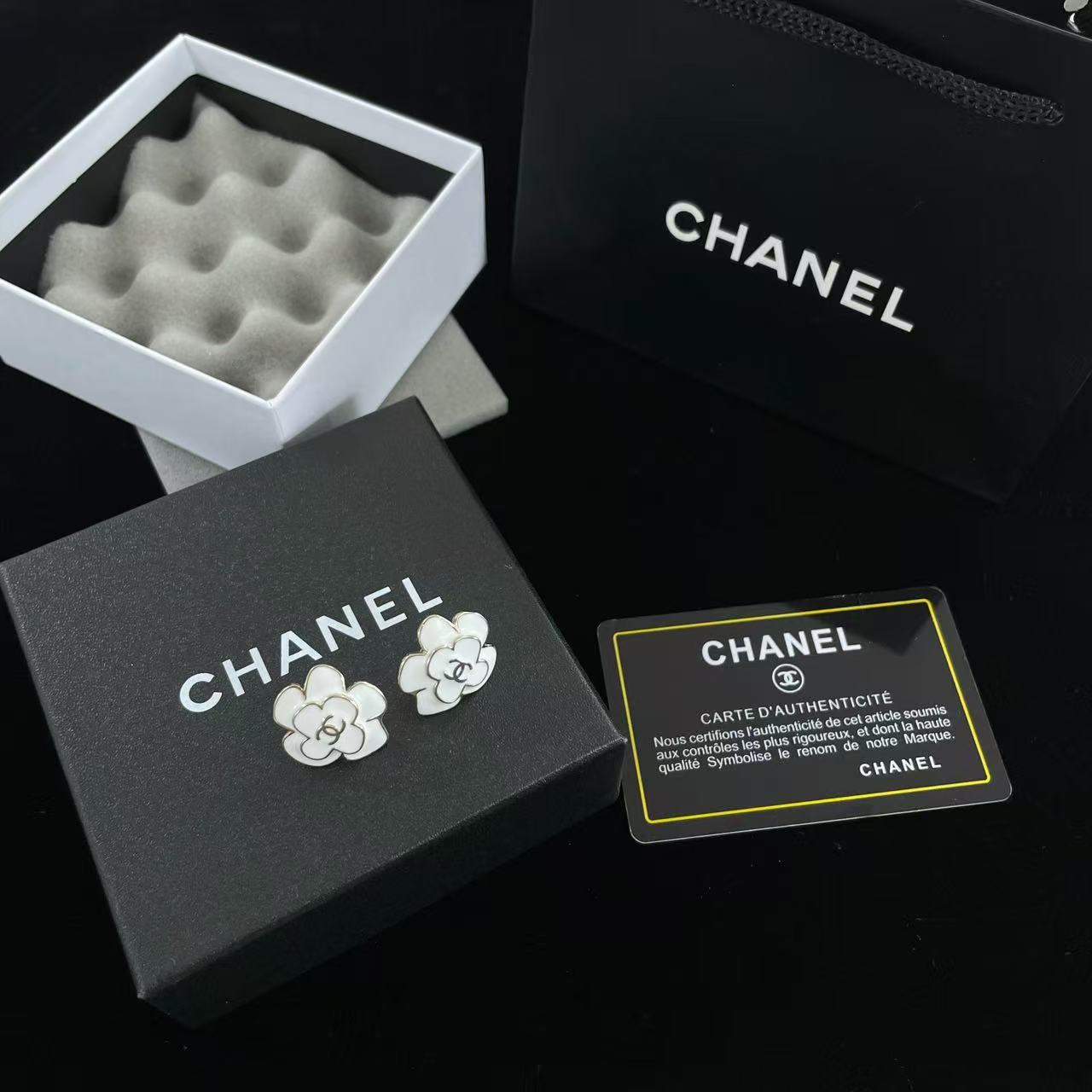 CHANE1 ダブルC カメリアイヤリング【50％割引+送料無料】