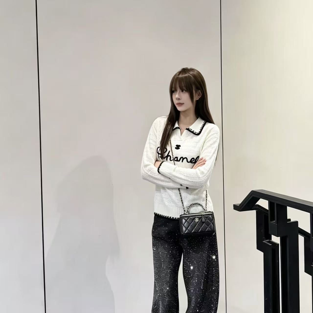 CHANE1 ダブルCレターウールセーター【50％割引+送料無料】