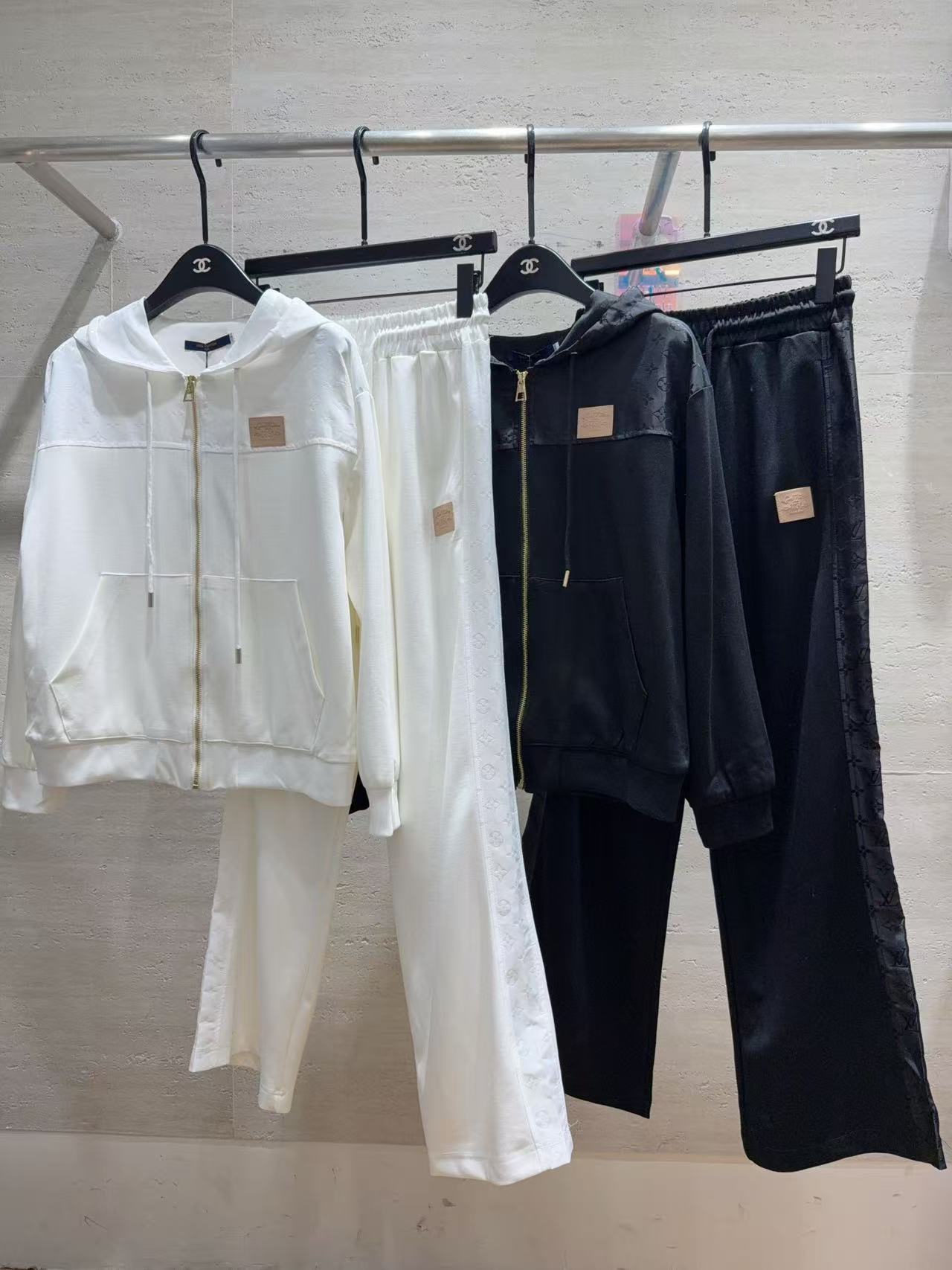 LVフード付きプリントジャケット＋パンツのツーピースセット【50％割引+送料無料】