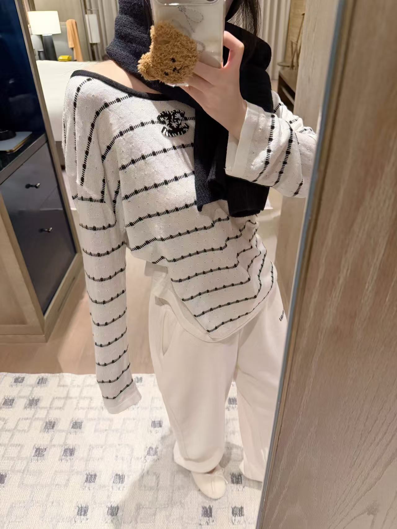 CHANE1 ダブルCストライプ長袖Tシャツ【50％割引+送料無料】