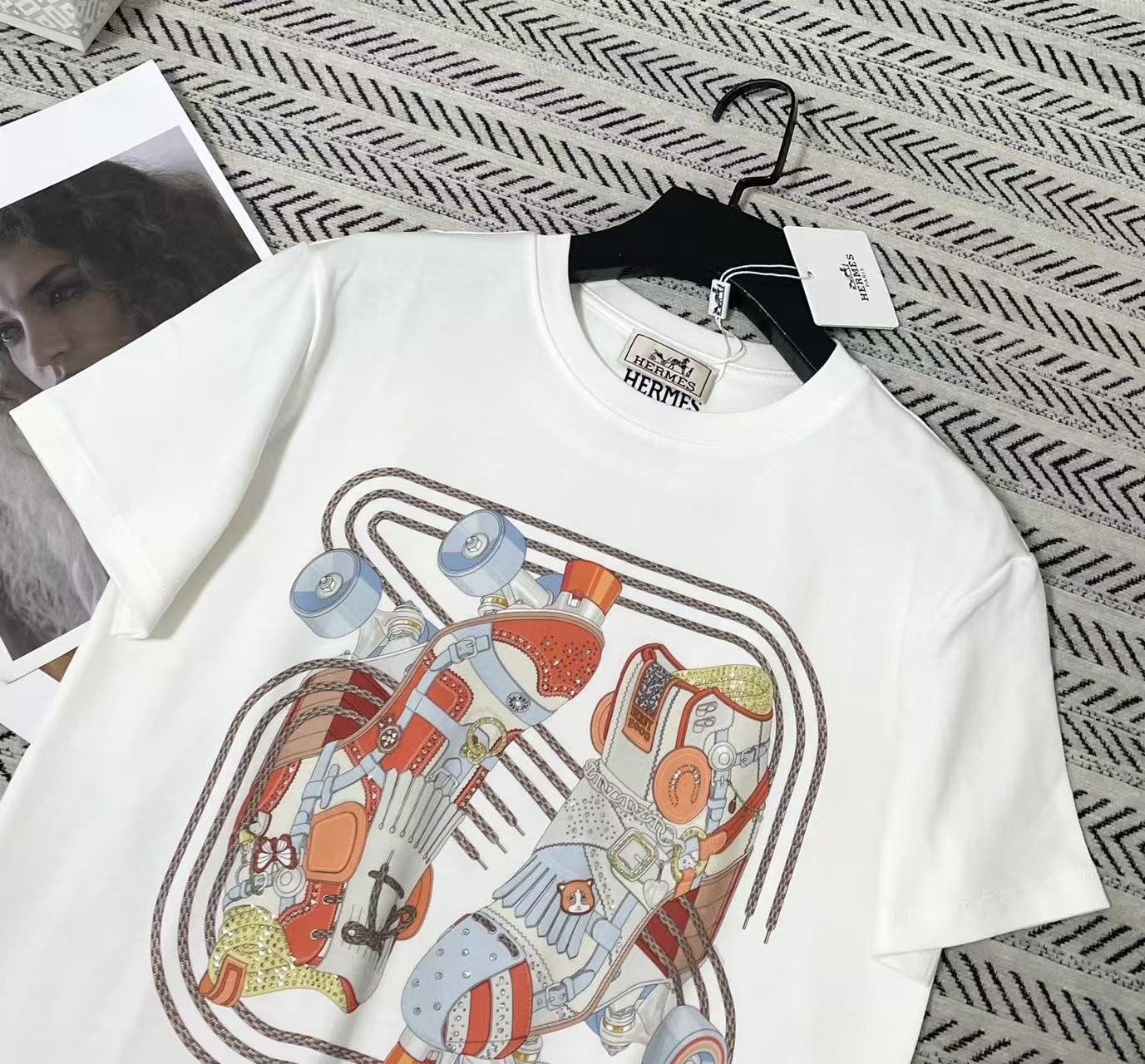 HERME5 プリント半袖Tシャツ【50％割引+送料無料】