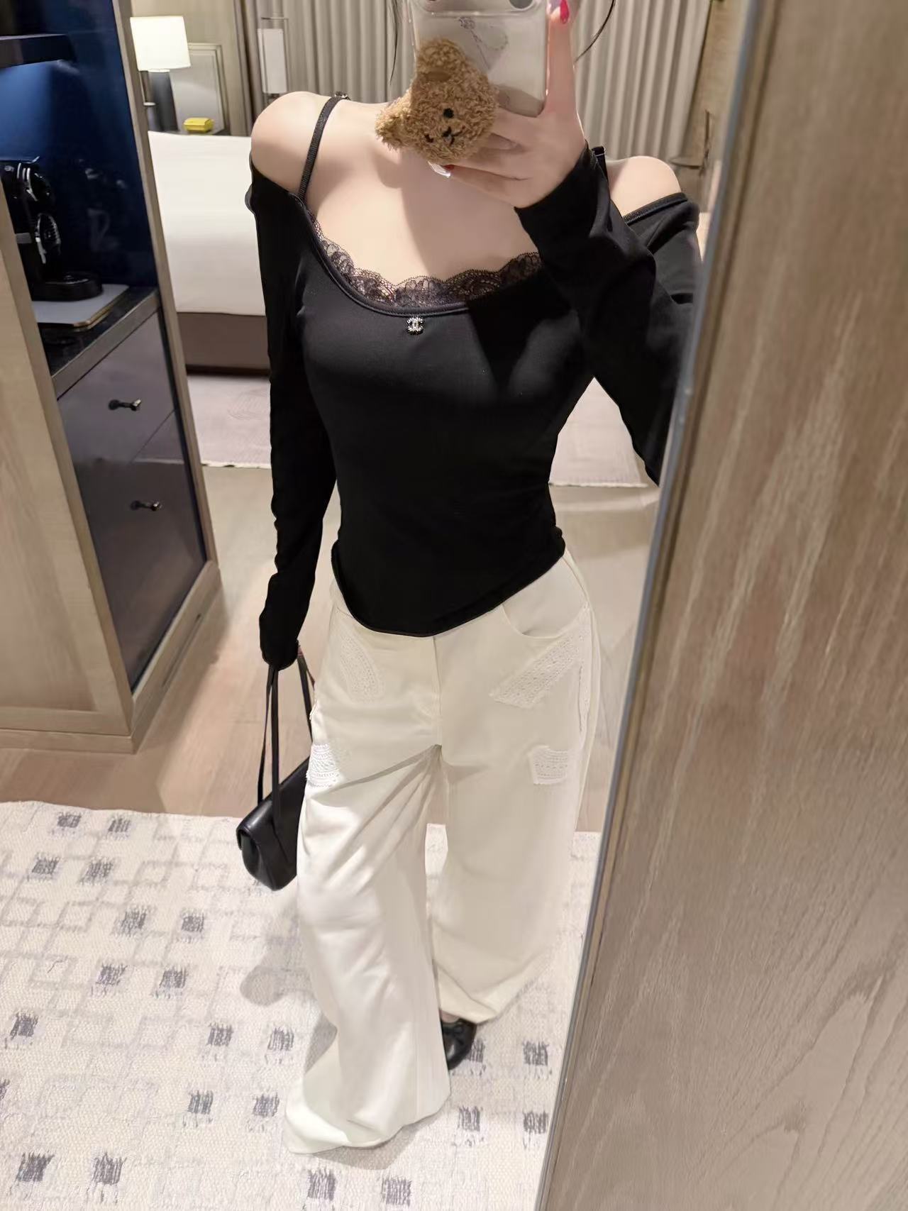 CHANE1 ダブルCレース長袖Tシャツ【50％割引+送料無料】