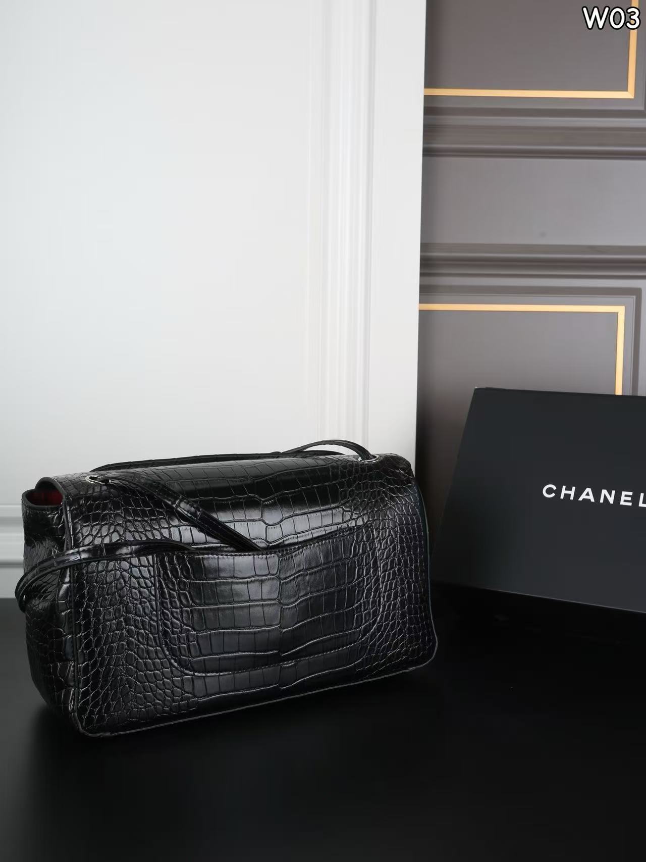 CHANEL クロコダイル型押しフラップバッグ【50％割引+送料無料】