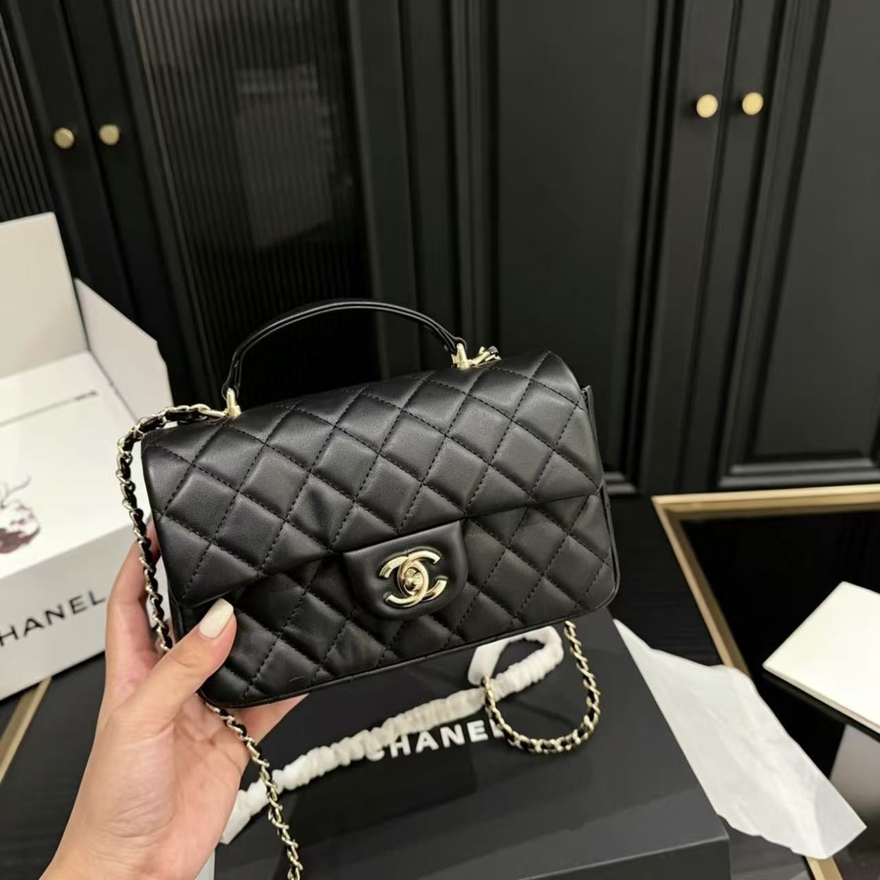 CHANE1 cf miniチェーンフラップバッグ【50％割引+送料無料】
