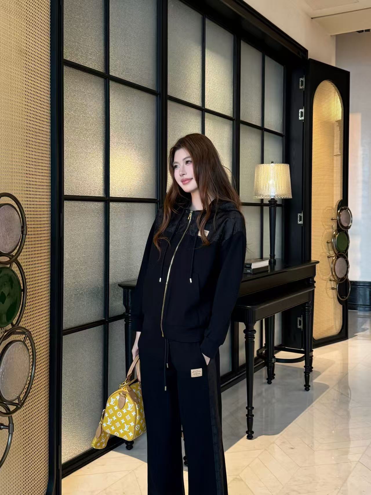 LV フード付きジャケット＆パンツのセットアップ【50％割引+送料無料】