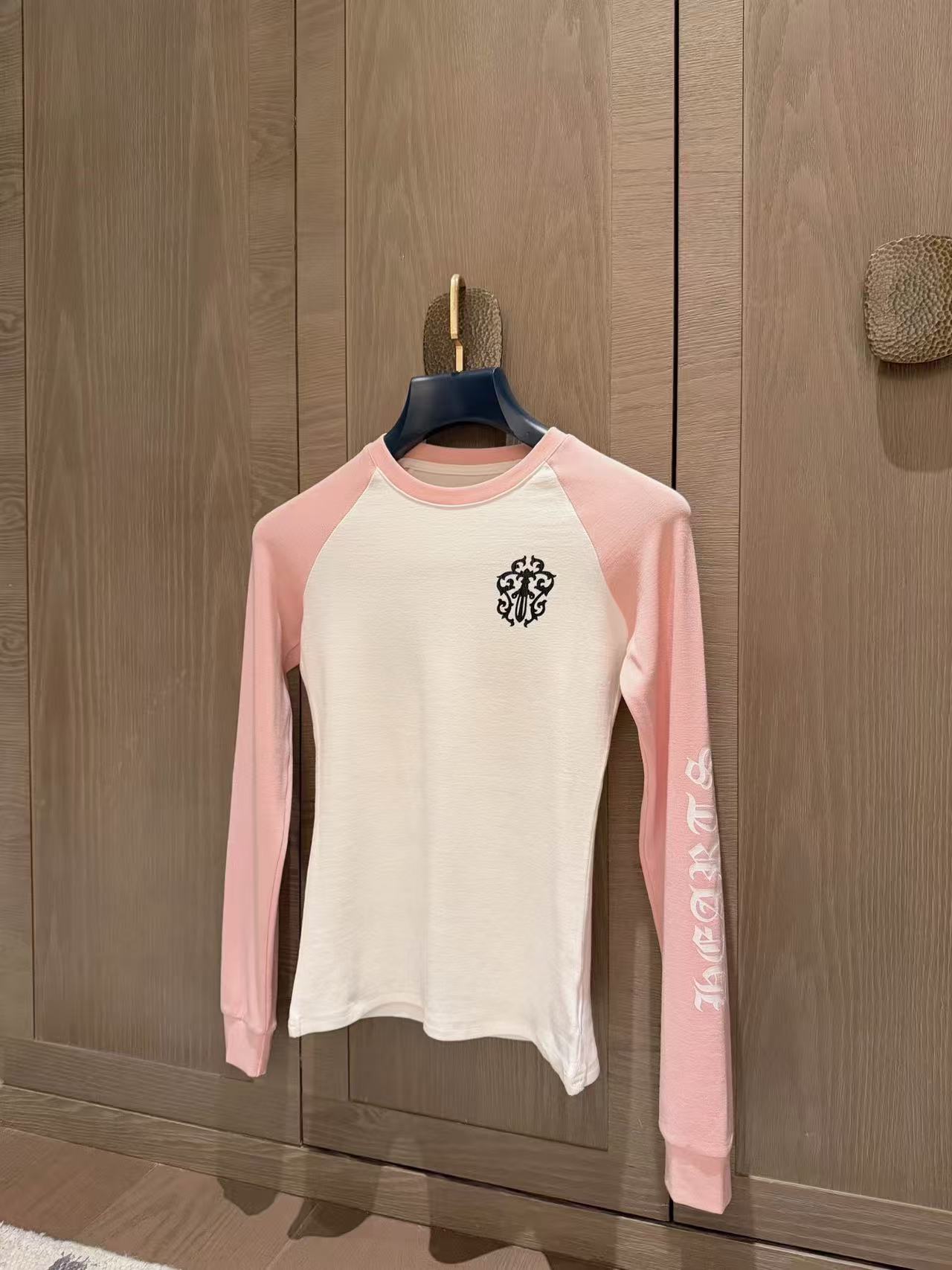 Chr0me Heartsサンスクリット語の長袖Tシャツ【50％割引+送料無料】