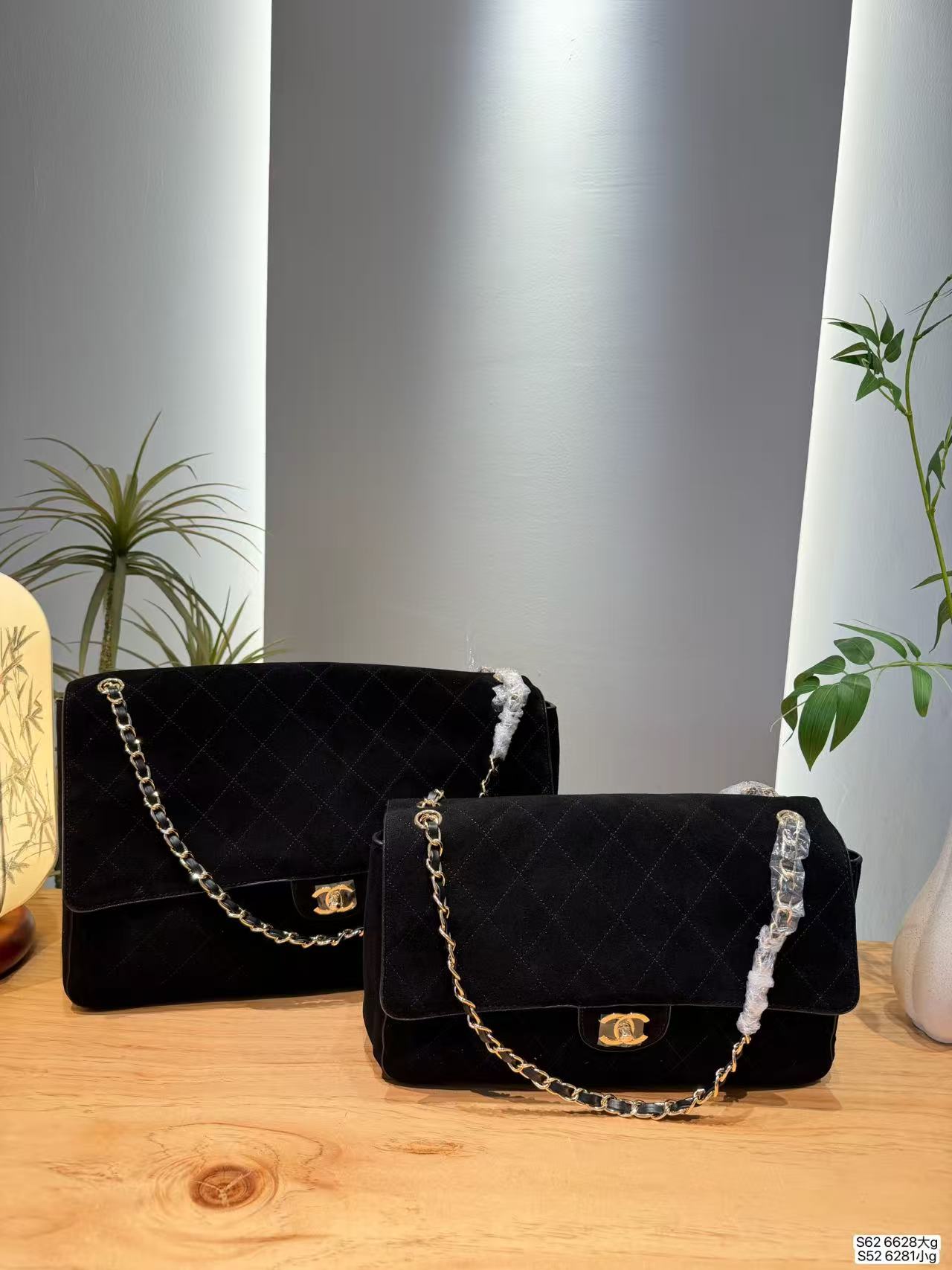 CHANEL ディアスキン チェーンショッパーバッグ【50％割引+送料無料】