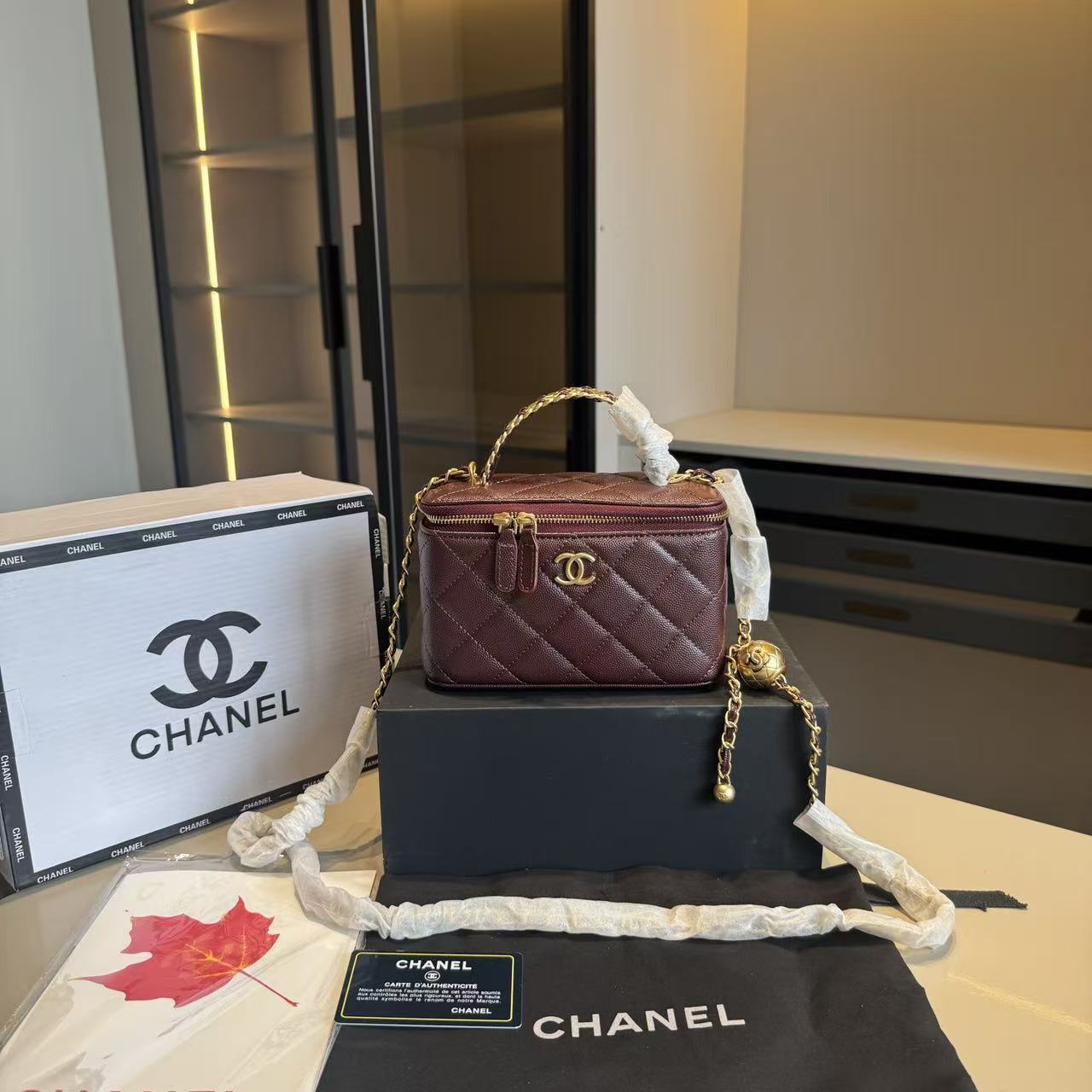CHANEL チェーンハンドバッグ【50％割引+送料無料】