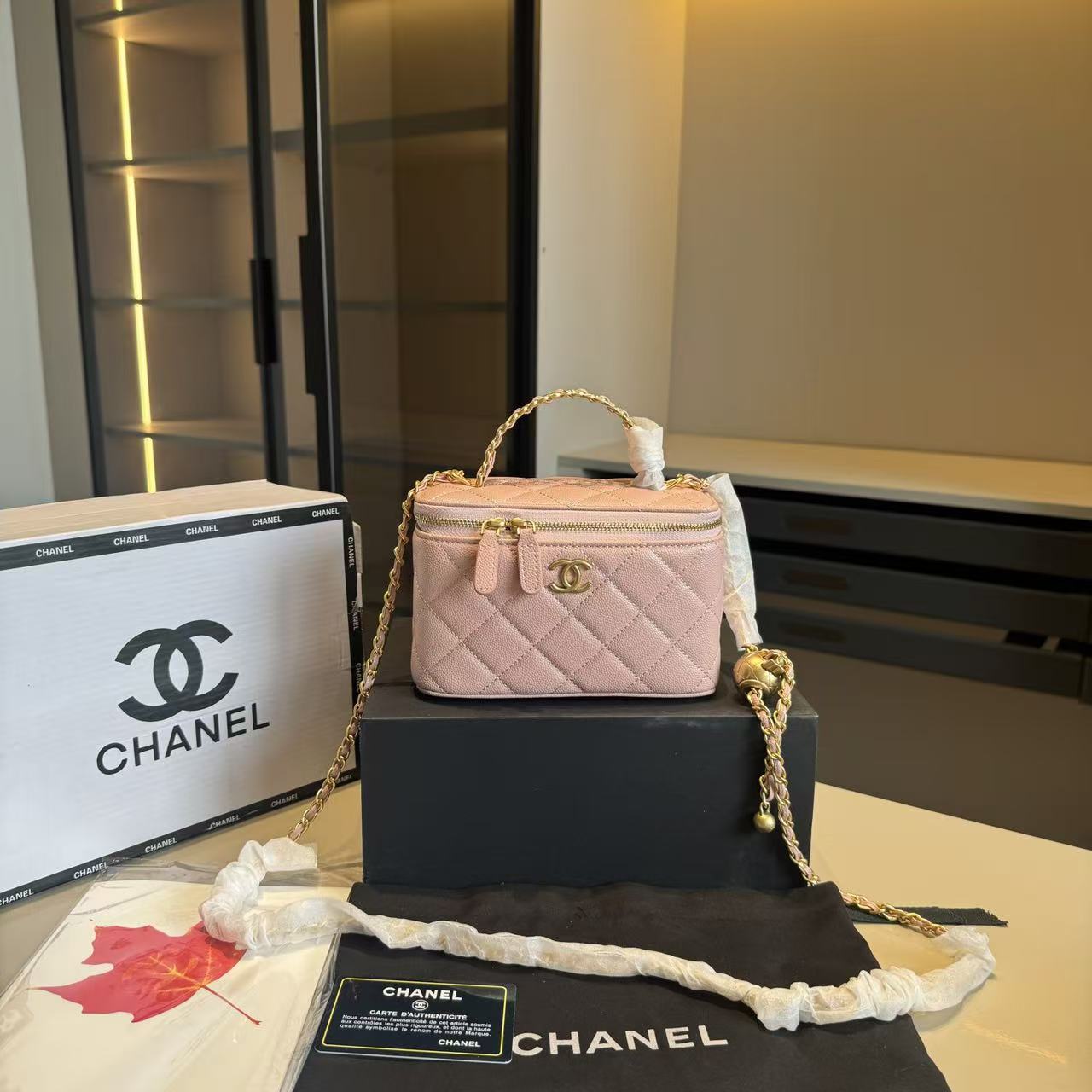 CHANEL チェーンハンドバッグ【50％割引+送料無料】