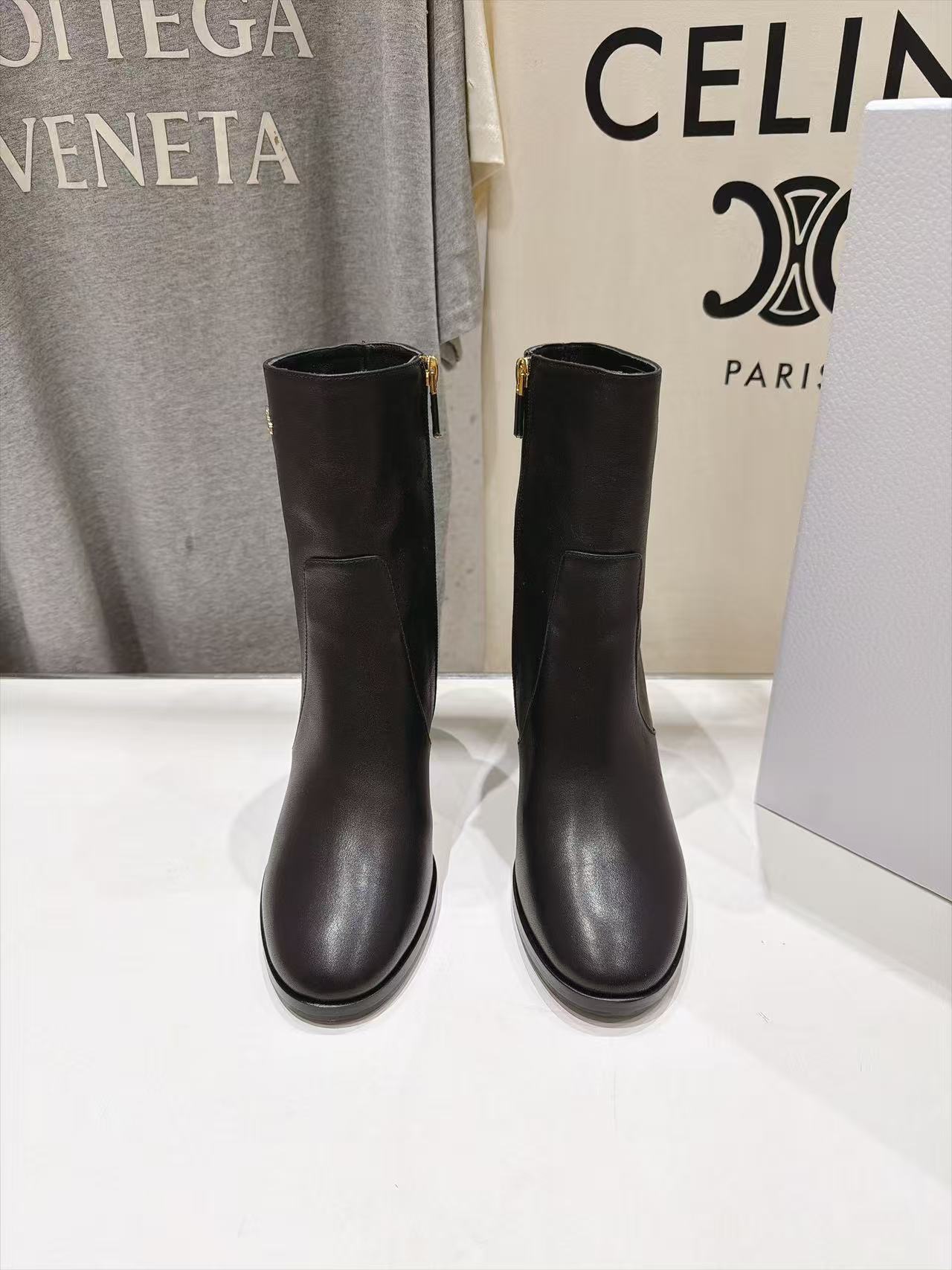 DIOR ハイクオリティ・ロゴ入り牛革ショートブーツ【50％割引+送料無料】
