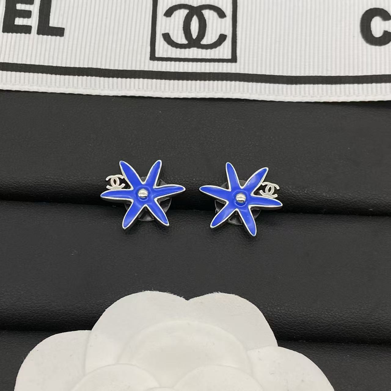 CHANE1 五芒星ダブルCピアス【50％割引+送料無料】