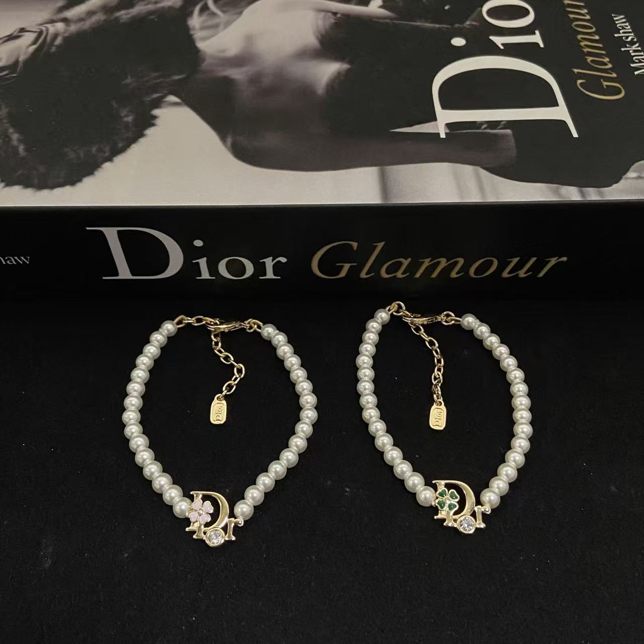 DIOR ロゴ＆パール ブレスレット【50％割引+送料無料】