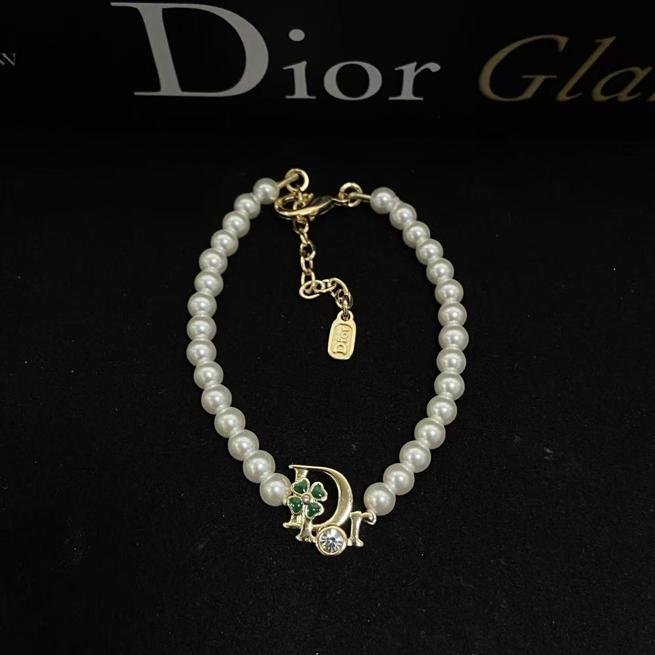 DIOR ロゴ＆パール ブレスレット【50％割引+送料無料】