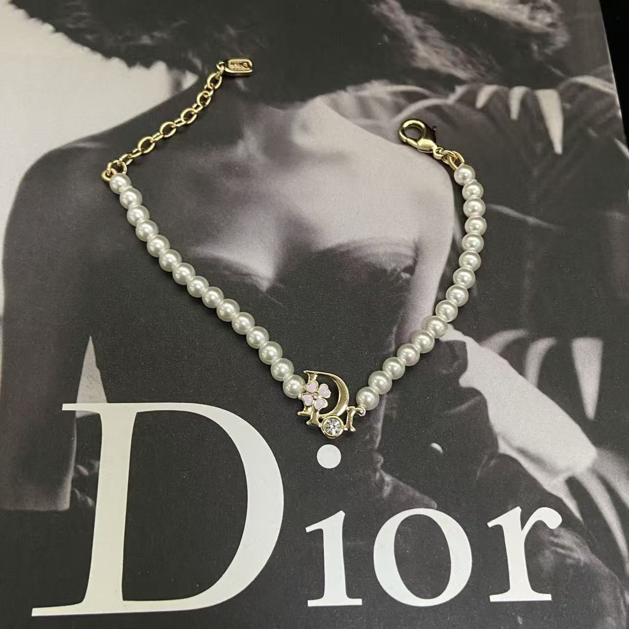 DIOR ロゴ＆パール ブレスレット【50％割引+送料無料】