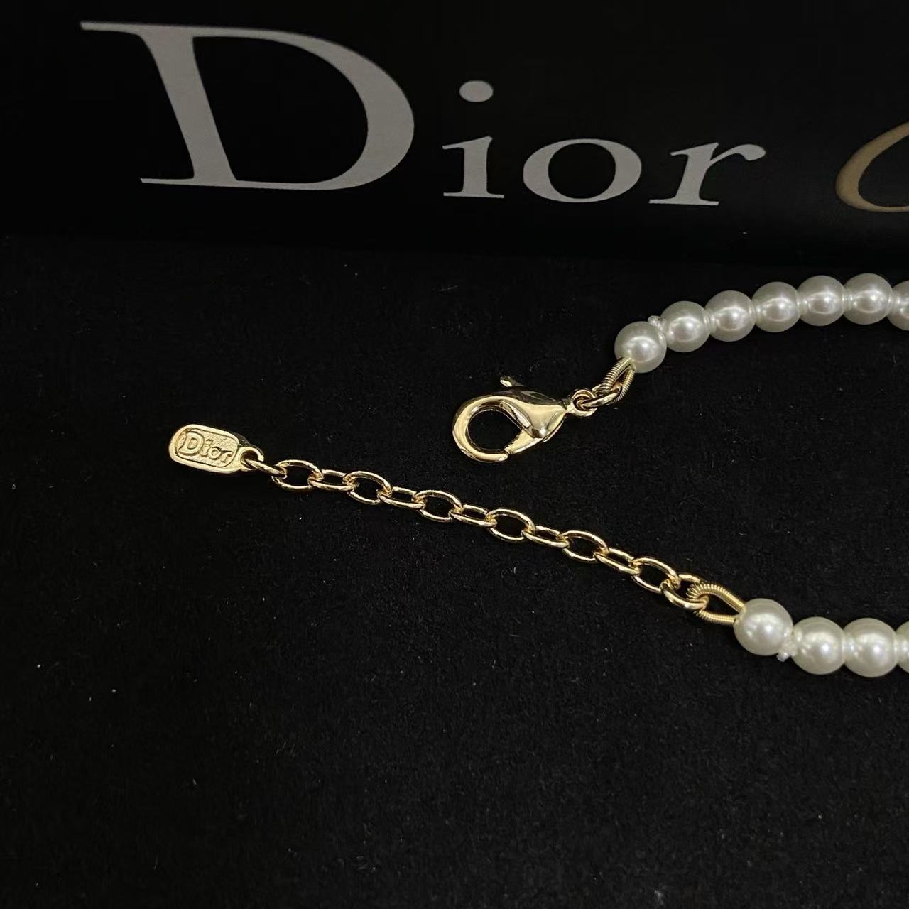 DIOR ロゴ＆パール ブレスレット【50％割引+送料無料】