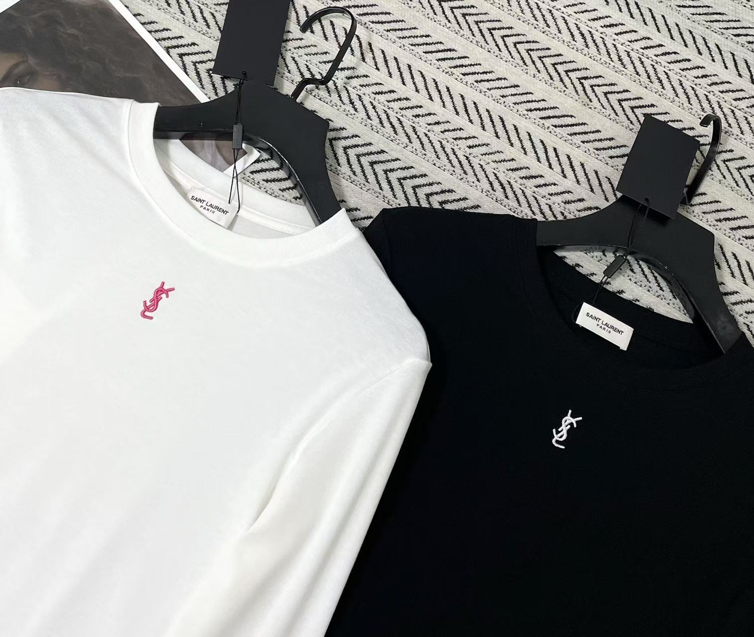 YSL シンプルロゴTシャツ【50％割引+送料無料】