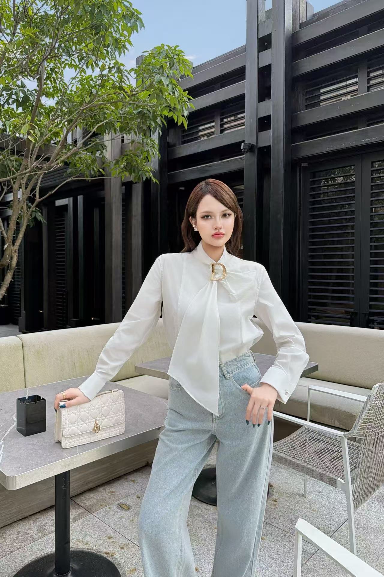 DIOR シンプルなレースアップシャツ【50％割引+送料無料】