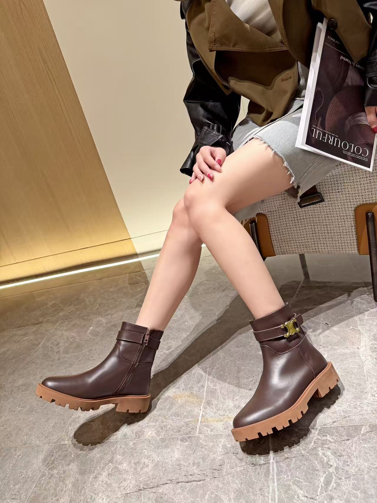 CELINE 高品質シープスキン・ショートブーツ【50％割引+送料無料】