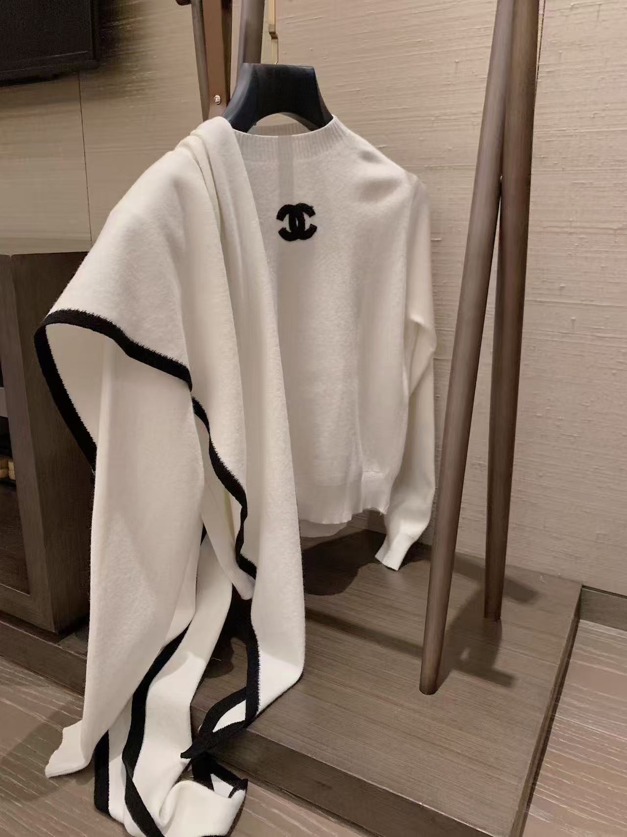 CHANE1 ウールスカーフ＋セーター【50％割引+送料無料】